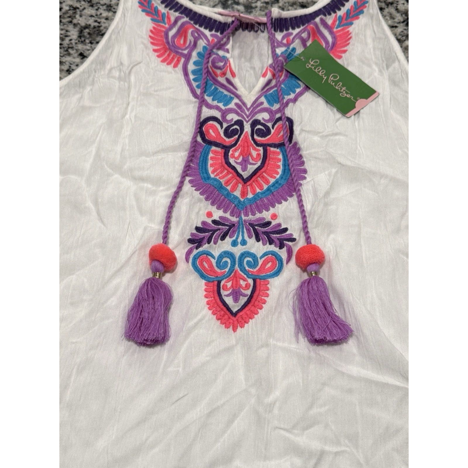 Lilly Pulitzer Lilly Pulitzer Resort White Jackie Top Tunic Blouse Women Size M Sleeveless Split Neck Embroidered Rayon Casual Summer Womens Size M / US 6-8 / IT 42-44 - 2 Thumbnail