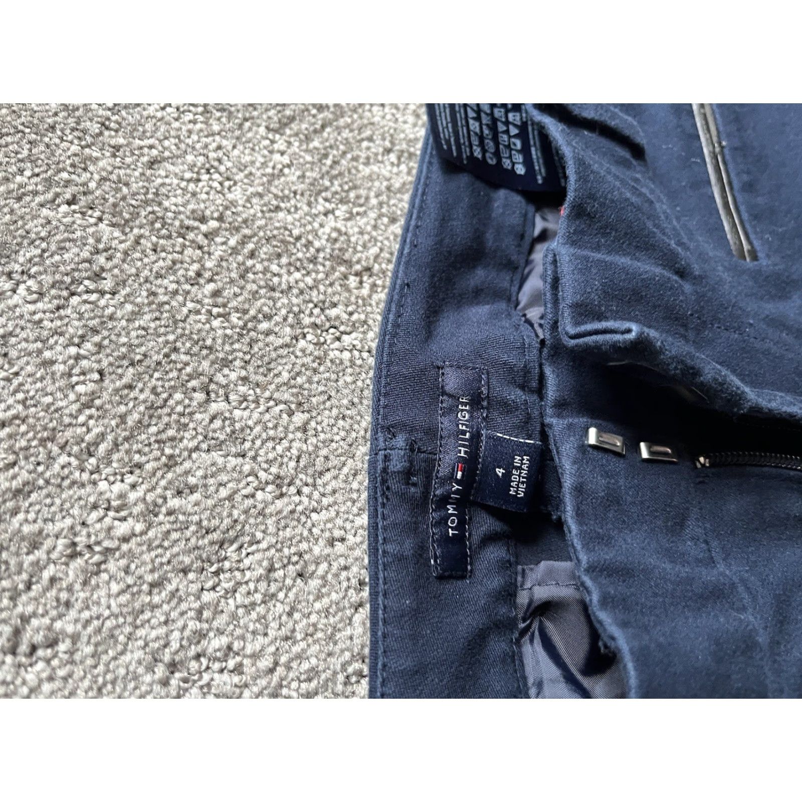 Tommy Hilfiger Tommy Hilfiger Pants Womens Size 4 Blue Cropped Knit Flat Front Pockets 25in Inseam Cotton Spandex Size 27" / US 4 / IT 40 - 5 Thumbnail