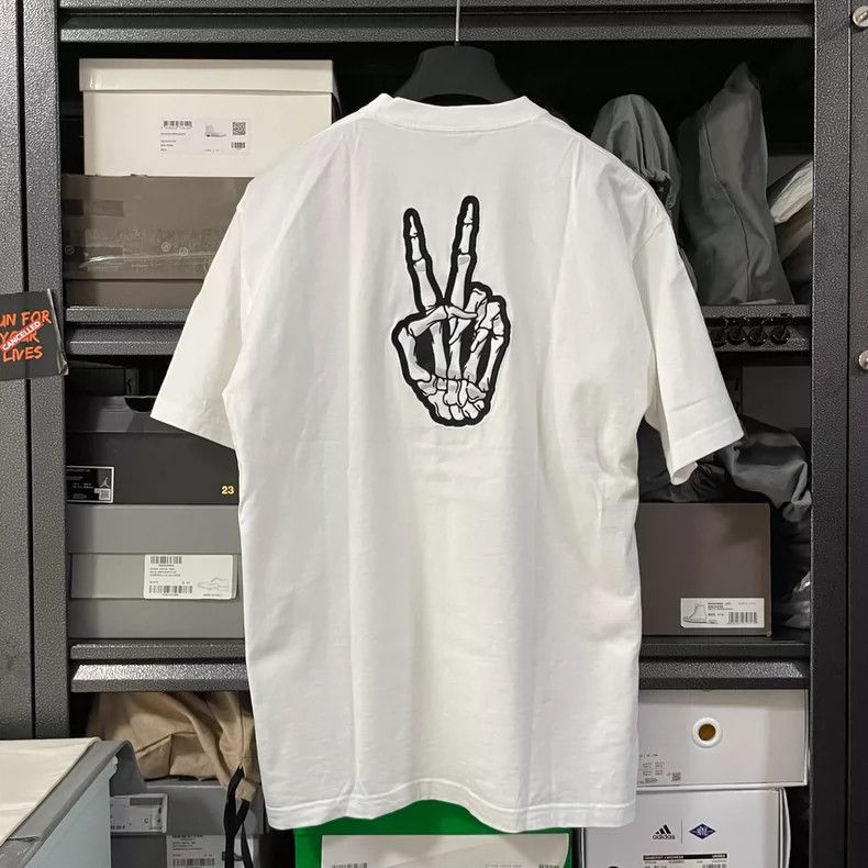 Balenciaga Balenciaga SS21 Drip Peace Large Fit melts smiley face pri Size US XS / EU 42 / 0 - 2 Thumbnail