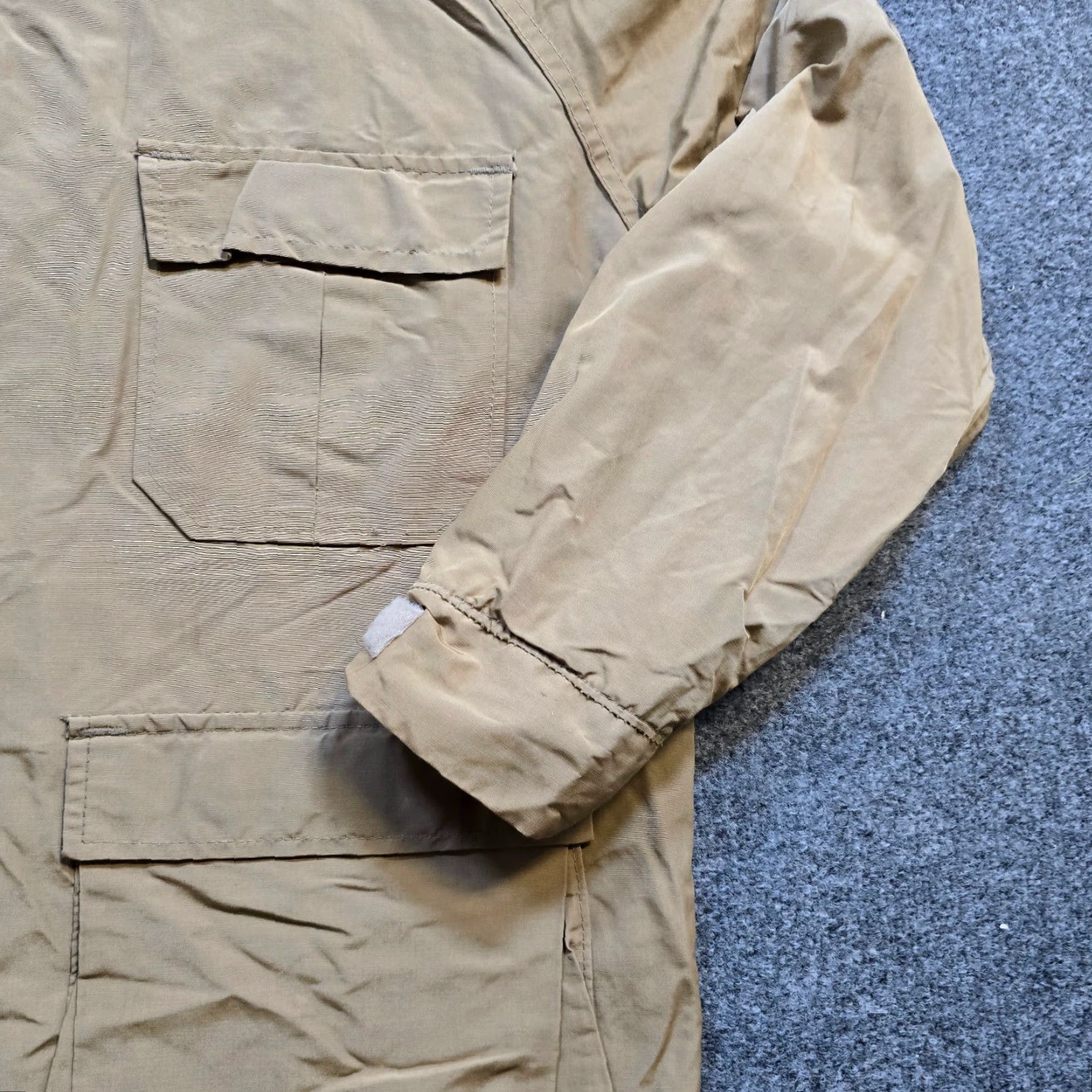 Vintage VINTAGE Woolrich Jacket Mens M Beige Parka Hooded Zip Pockets Utility Services: Heavy Duty Zipper, Front Pockets, Softshell, Travel, Workwear Mens Size US M / EU 48-50 / 2 - 5 Thumbnail