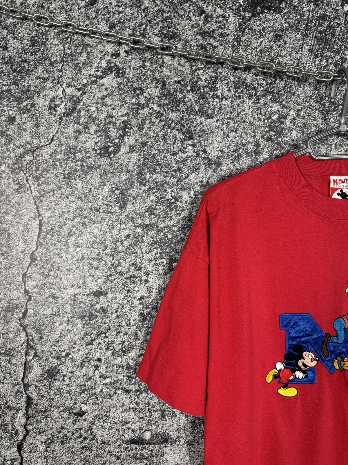 Disney Vintage Mickey Inc. Tee Embroidered Logo Donald Duck Guffy Size US L / EU 52-54 / 3 - 3 Thumbnail