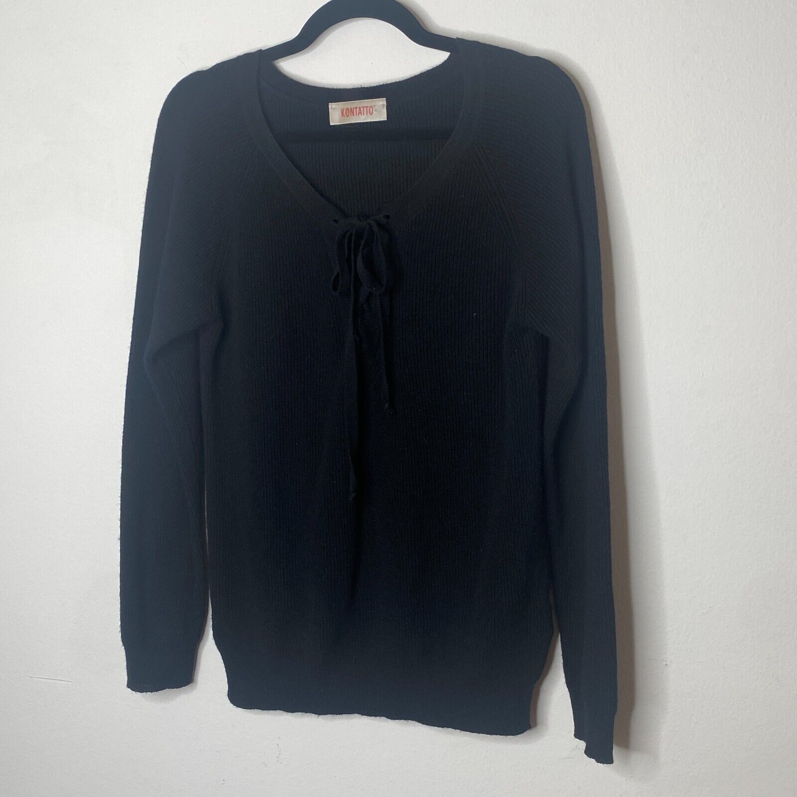 Other Kontatto Black Front Tie Lace up VNeck Long Sleeve Sweater S Size S / US 4 / IT 40 - 2 Thumbnail
