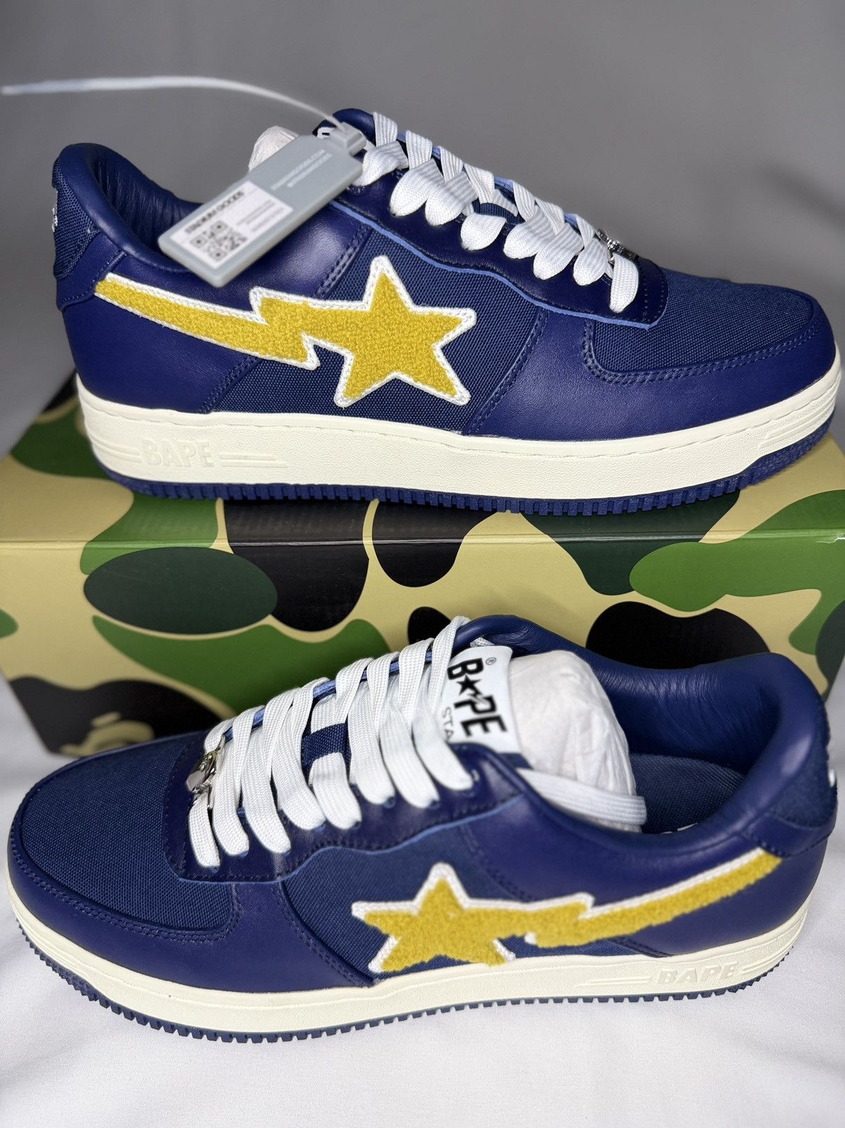 Bape Bape stadium goods Size US 11 / EU 44 - 1 Thumbnail