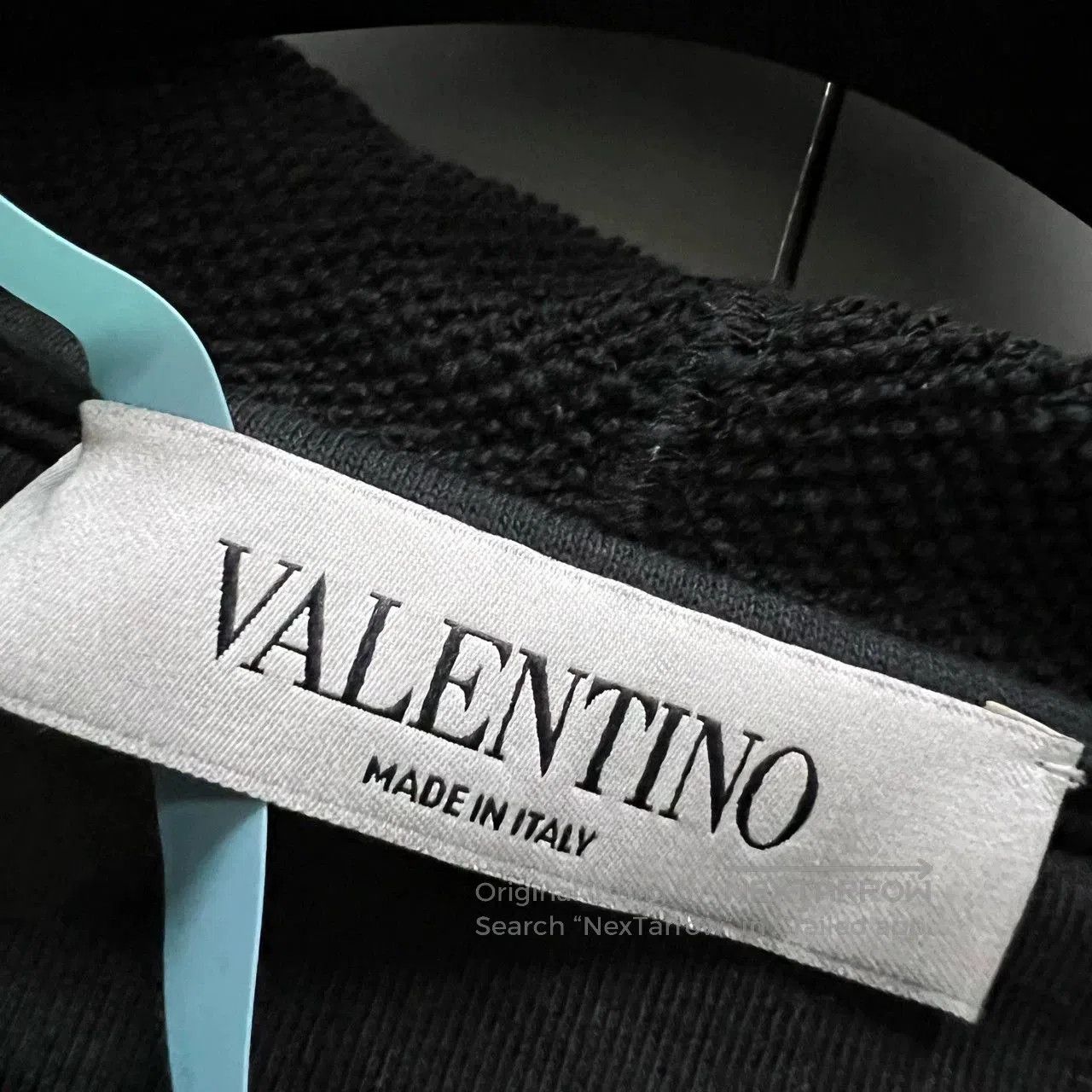 Valentino valentino black logo zip. Size US XS / EU 42 / 0 - 4 Thumbnail