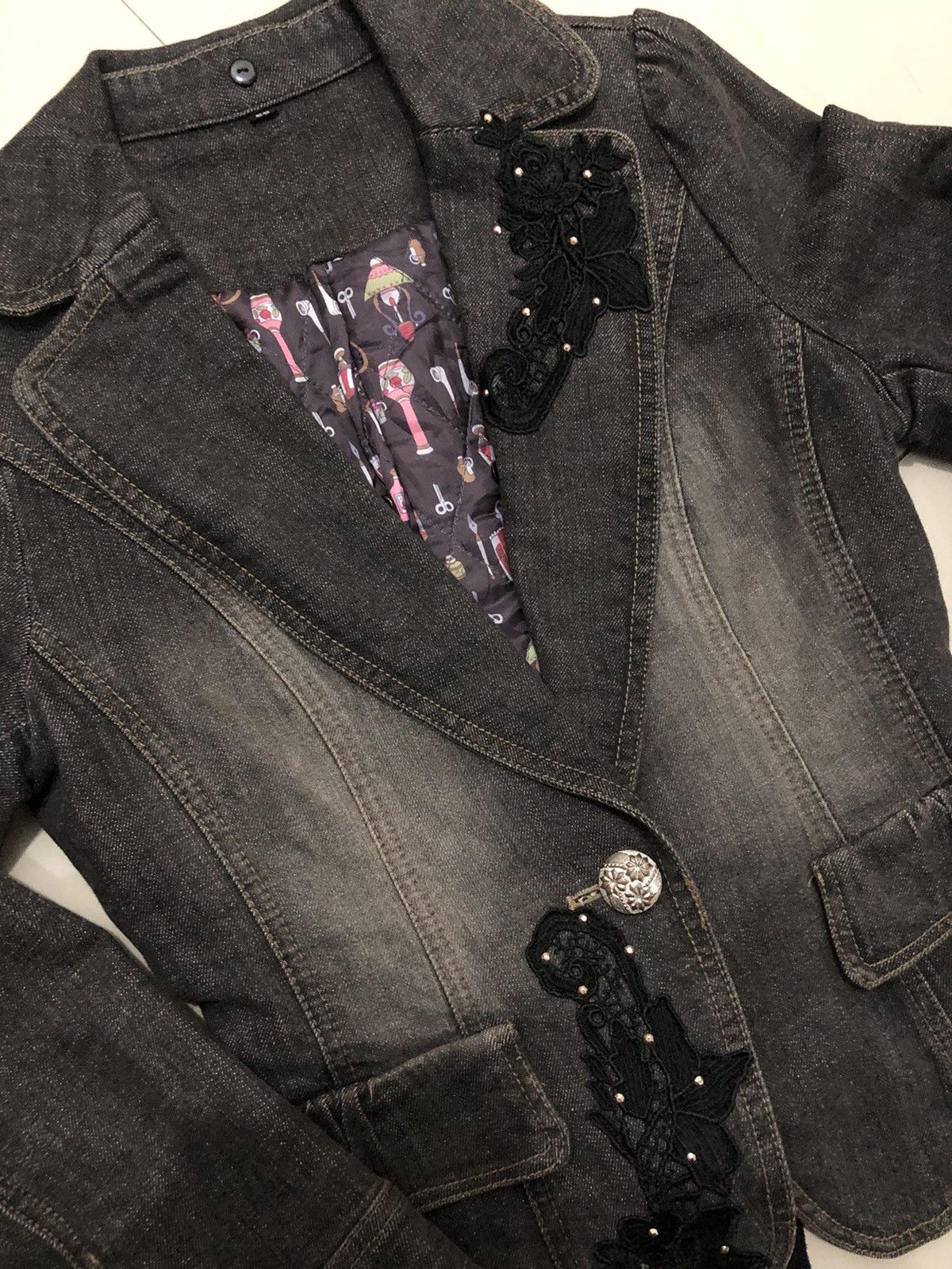 14th Addiction Vintage Black Denim Blazer Jacket with Floral Embroidery Size S / US 4 / IT 40 - 2 Thumbnail