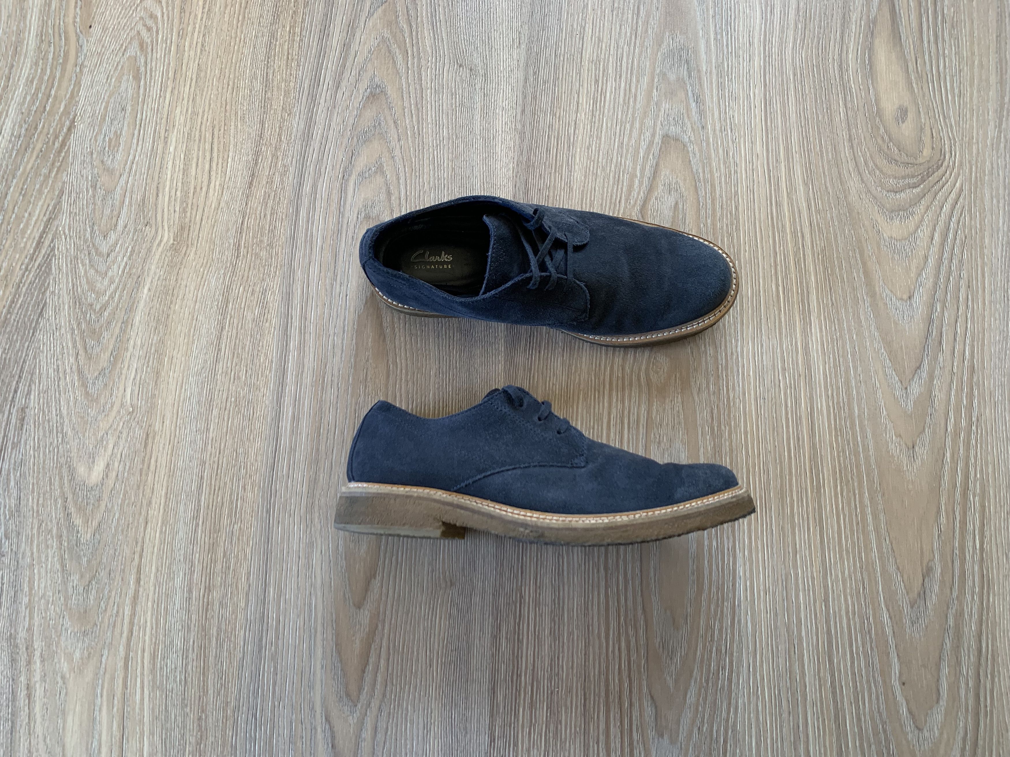 Clarks × Vintage Clarks Signature Classic Suede Shoes Size US 9 / EU 42 - 1 Thumbnail