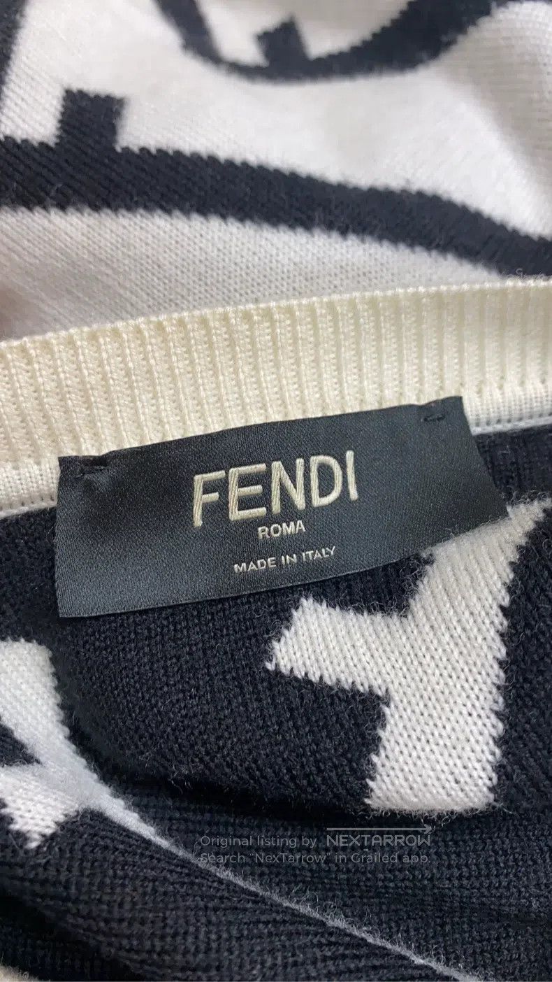 Fendi Fendi Black and white full print round neck sweater Size US M / EU 48-50 / 2 - 3 Thumbnail