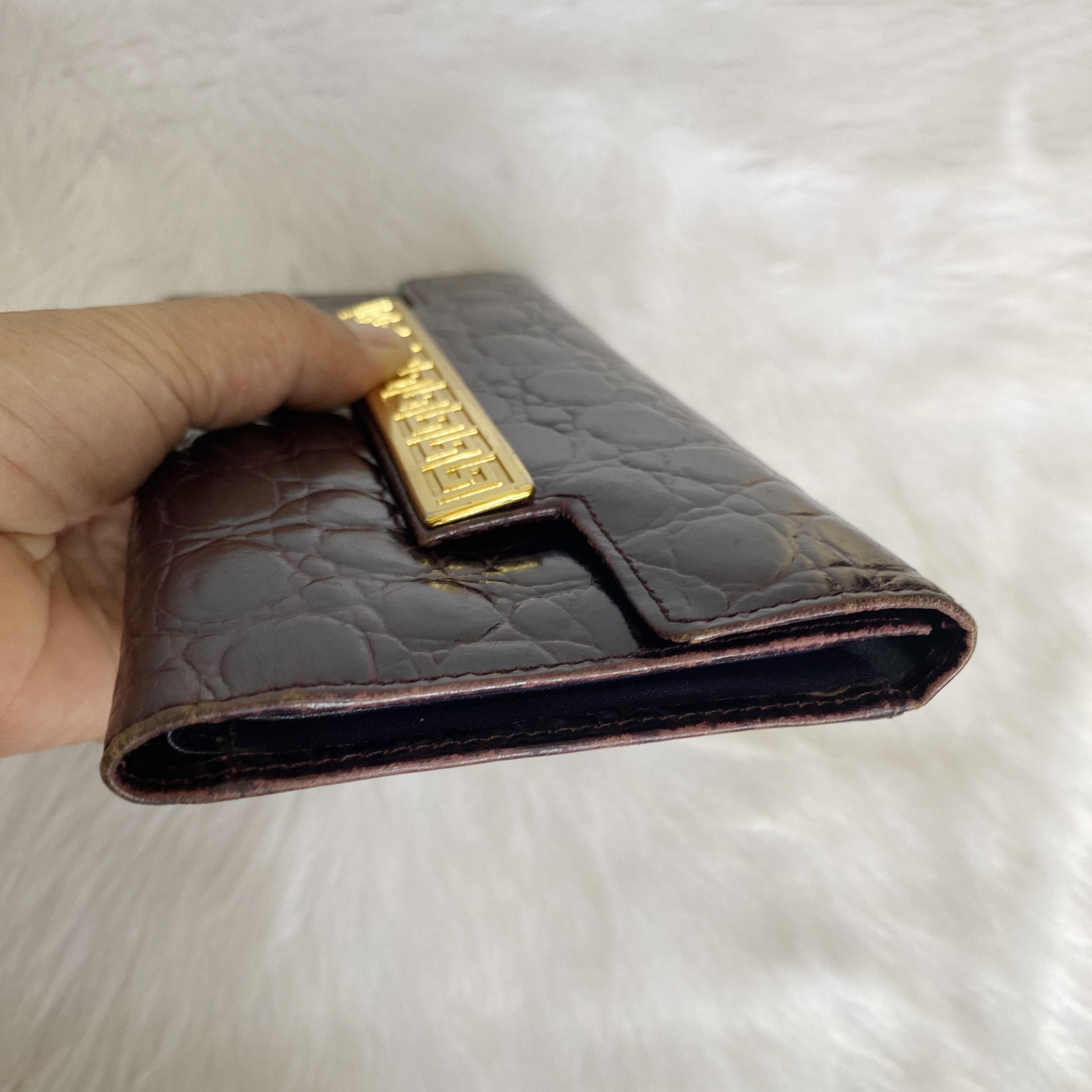 Versace Vintage Burgundy Croc Embossed Leather Wallet Size ONE SIZE - 6 Thumbnail