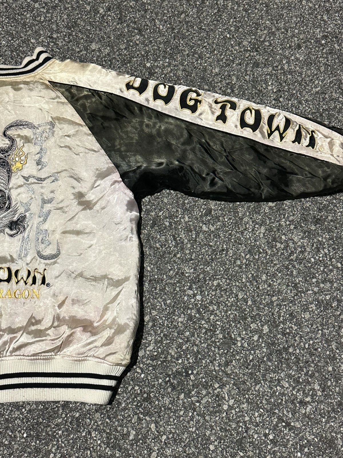 Dogtown × Vintage Vintage 90s Dogtown Black Dragon Sukajan Size US XXL / EU 58 / 5 - 8 Thumbnail