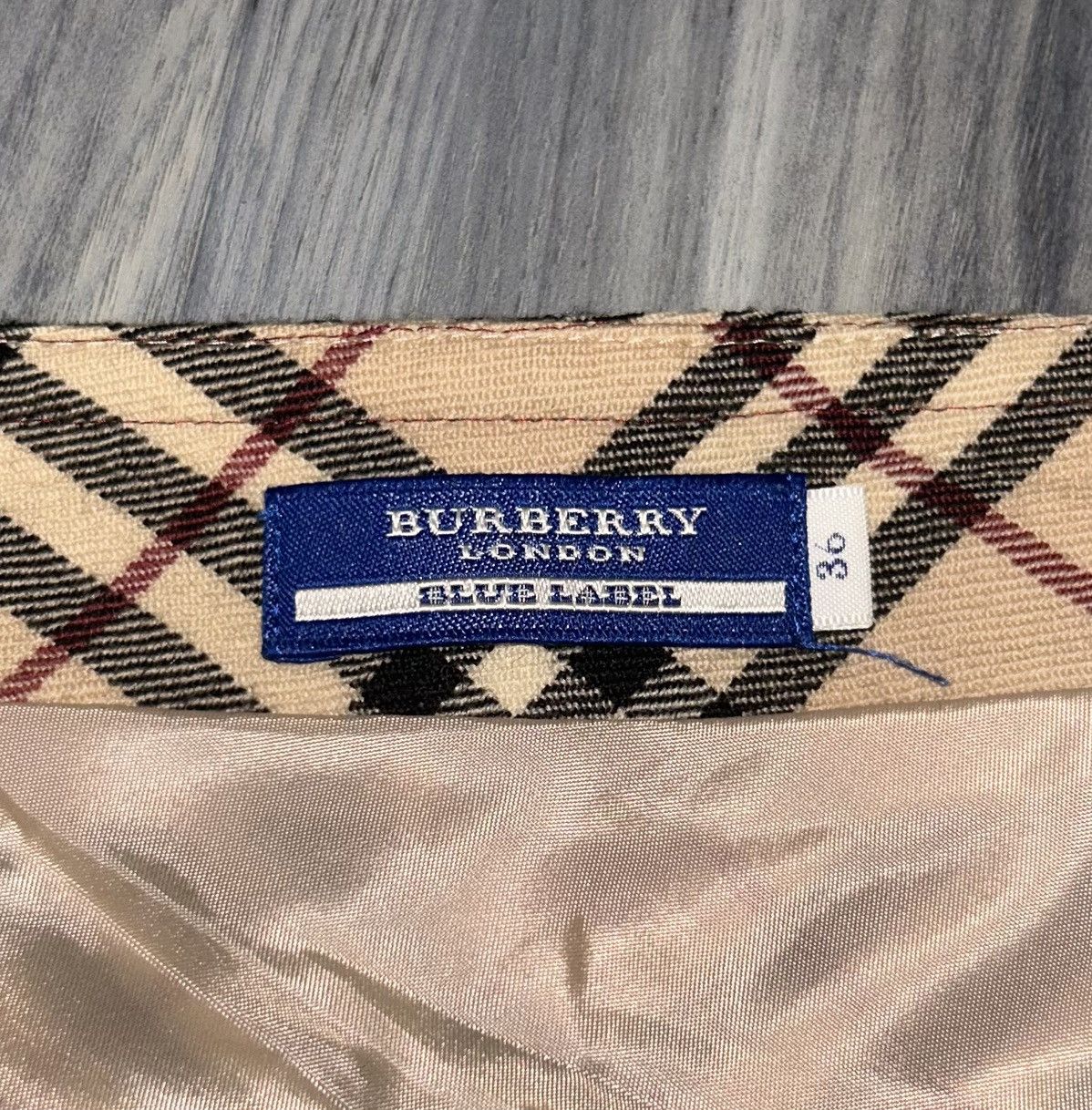 Burberry Burberry Blue Label Nova Check Wool Skirt size 36 Size 25" / US 0 / IT 36 - 4 Thumbnail