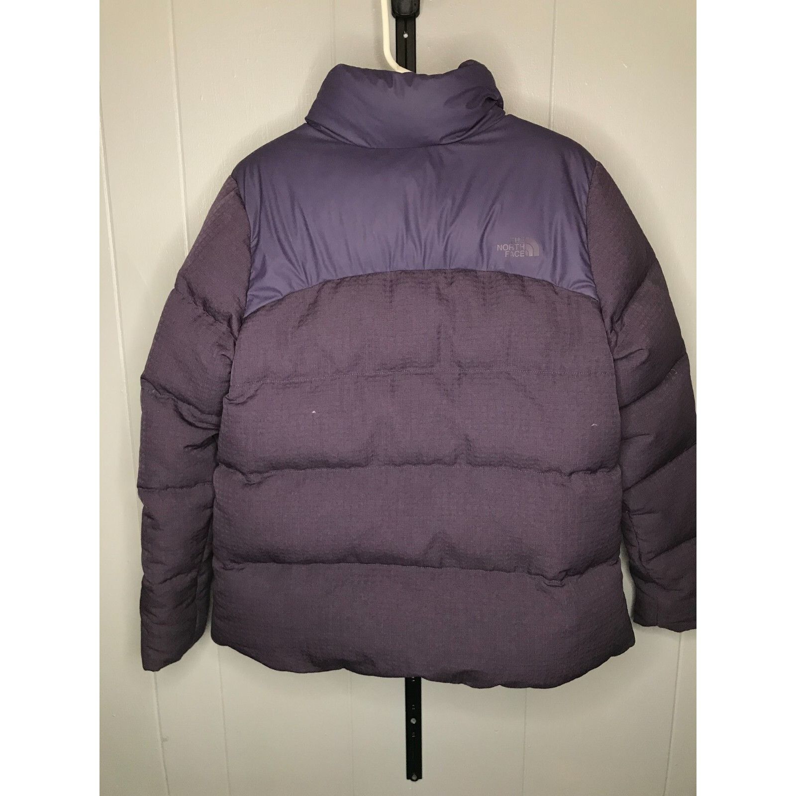 The North Face North Face Womens sz LG Purple Nuptse 700 Goose Down Winter Size L / US 10 / IT 46 - 2 Thumbnail