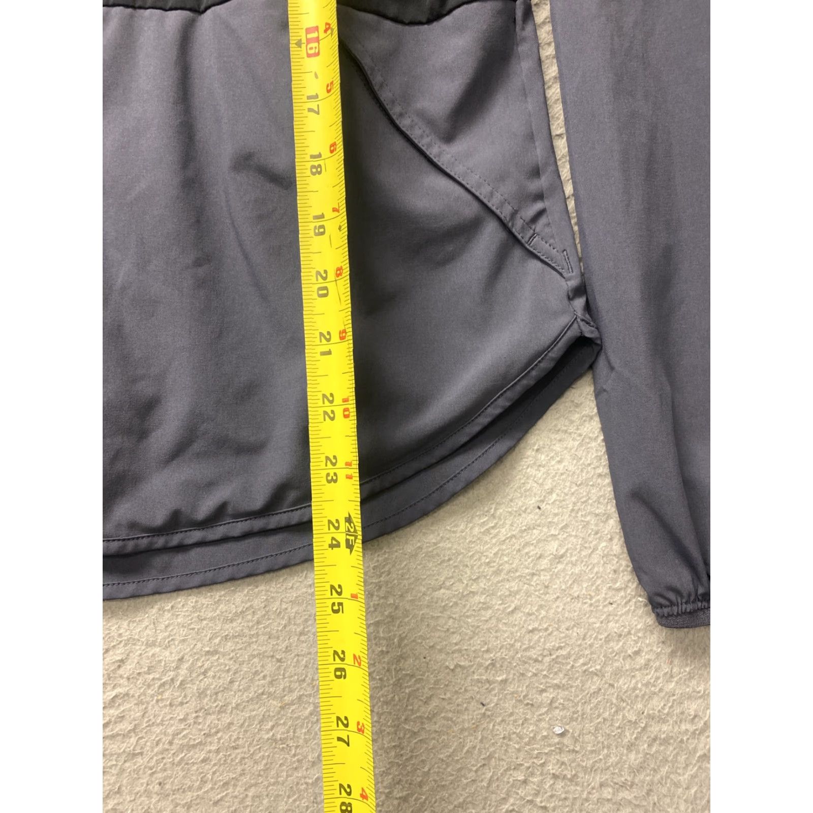 Under Armour Under Armour Men's Jacket S Black Gray Squad Hooded Zip Long Sleeve Windbreaker Warm Up Long Sleeve Jacket Black Gray Under Armour Squad Hooded Zip S Size US S / EU 44-46 / 1 - 7 Thumbnail