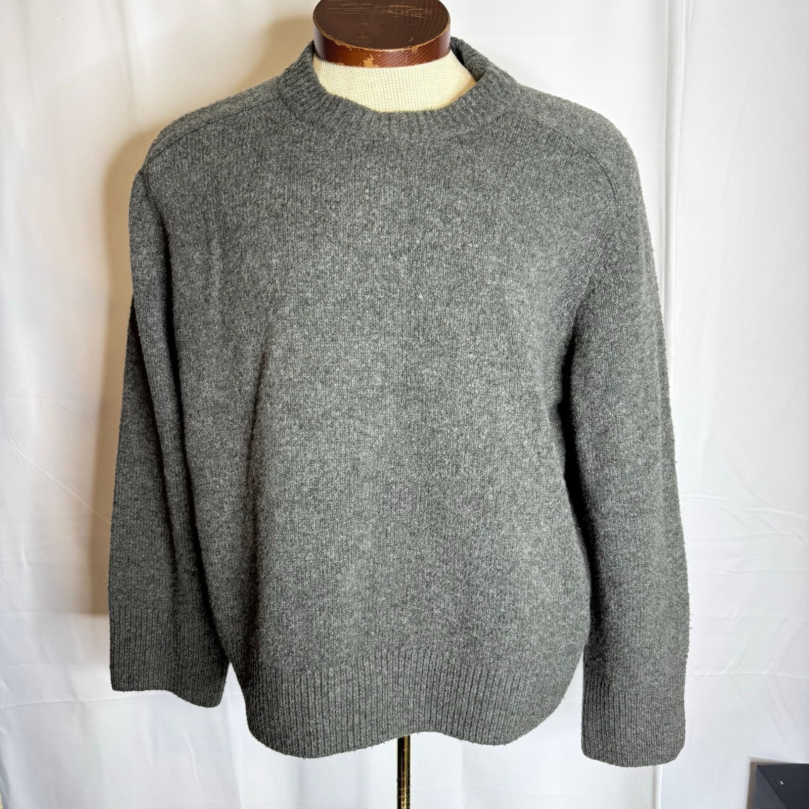 Abercrombie & Fitch Abercrombie & Fitch Gray Wool Blend Crewneck Sweater Men’s L Size US L / EU 52-54 / 3 - 2 Thumbnail