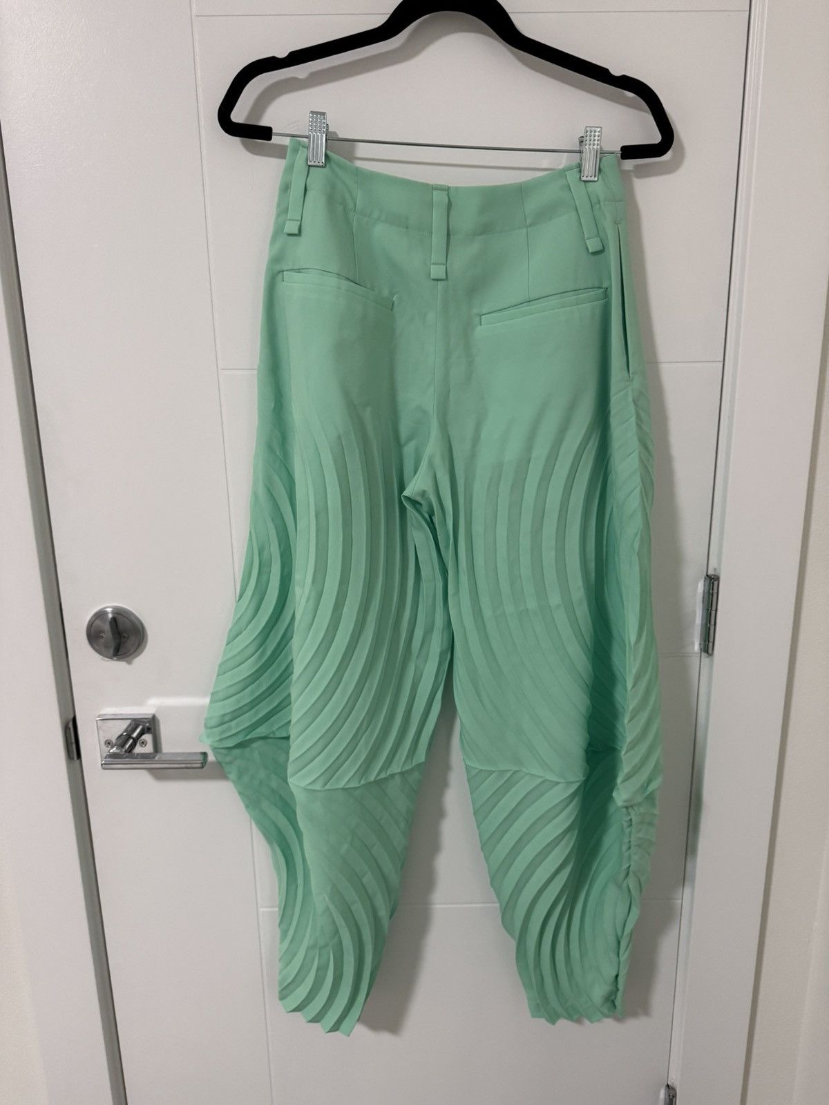 Issey Miyake Issey Miyake Resonant S/S23 Technical-pleated Trousers Size 26" / US 2 / IT 38 - 3 Thumbnail