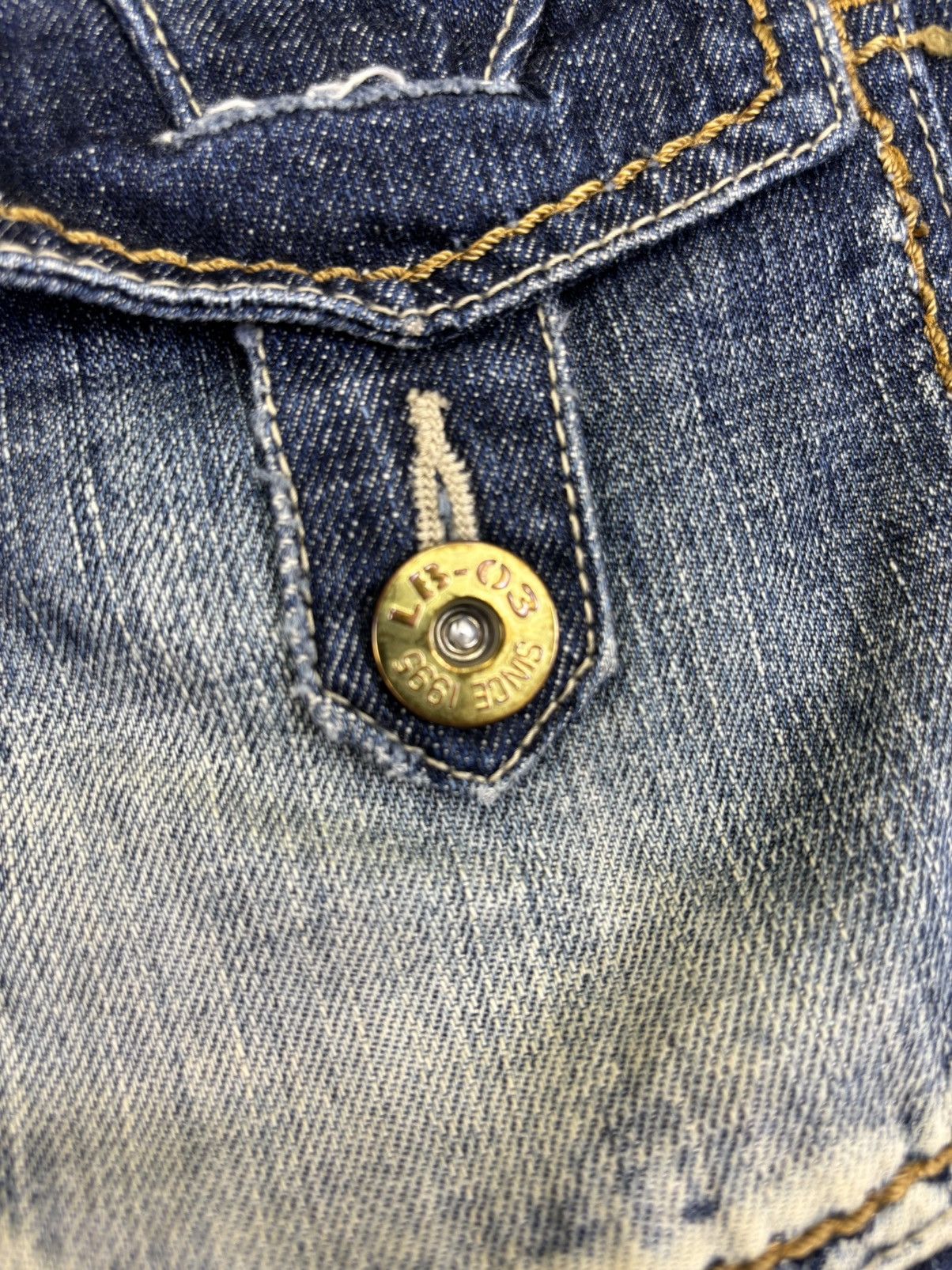Japanese Brand 💥Heavy Distressed💥LB03 Mudwash Loose Soft Denim F897 Size US 29 - 10 Thumbnail