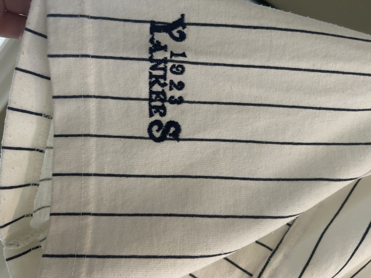 New York Yankees New York Yankees vintage jersey Size US L / EU 52-54 / 3 - 3 Thumbnail