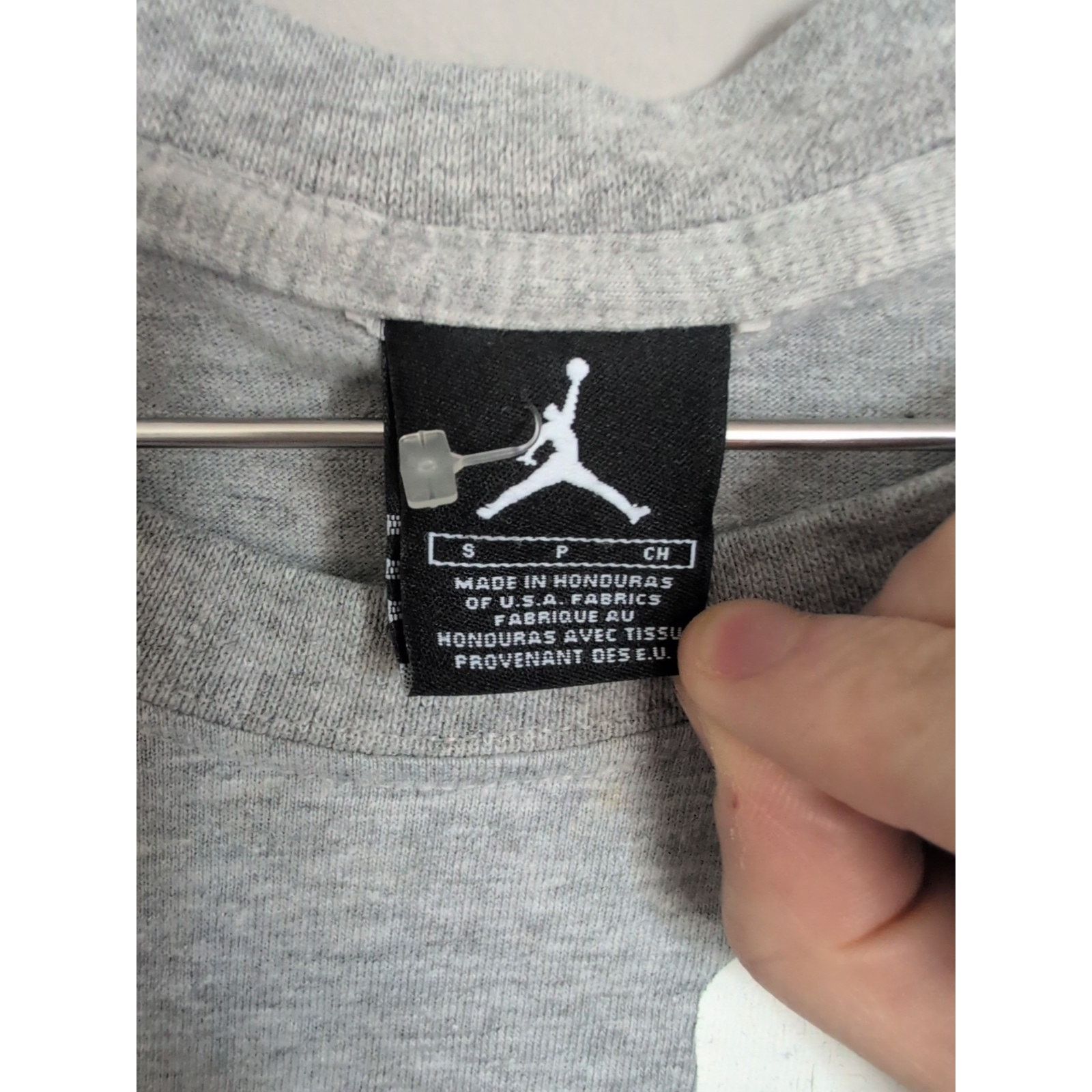 Nike Vintage Nike Air Jordan T-Shirt, Rare 90s, Size Mens Small Size US S / EU 44-46 / 1 - 2 Thumbnail