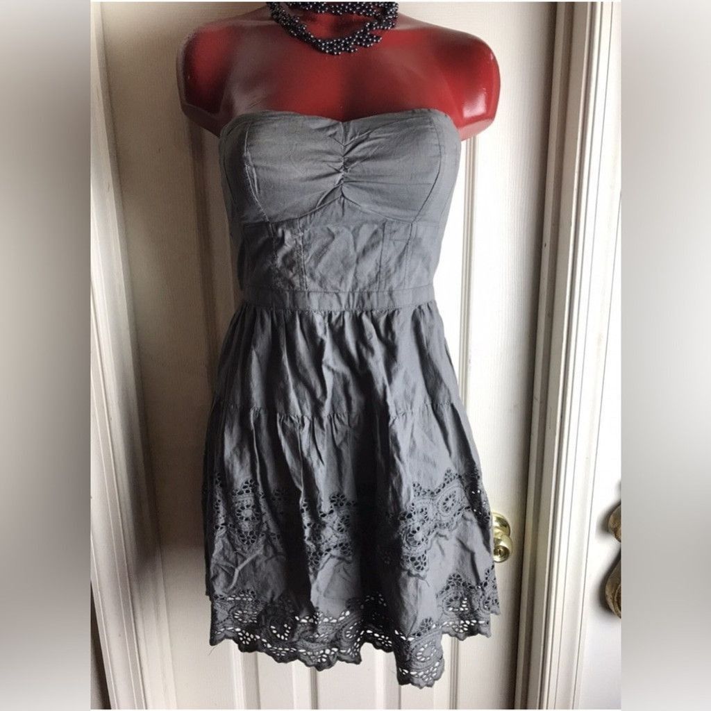 American Eagle Outfitters American eagle size X Small gray dress cotton tiered eyelet Size XXS / US 00 / IT 34 - 17 Thumbnail