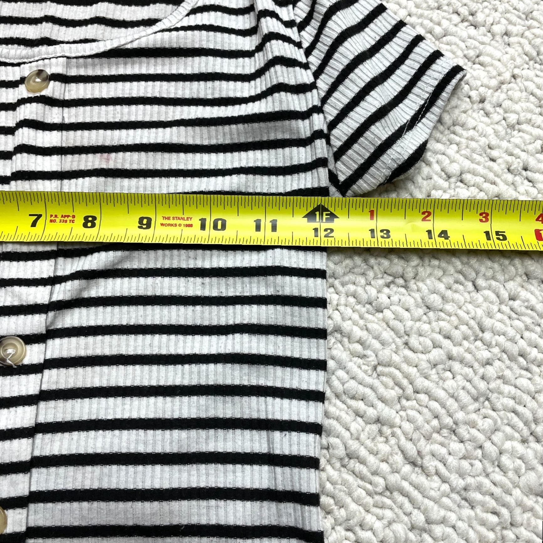 Vintage Urban Episode Shirt Girls M White Black Striped Short Sleeve Ribbed Stretch Floral Jersey Polyester Spandex Casual Size M / US 6-8 / IT 42-44 - 6 Thumbnail
