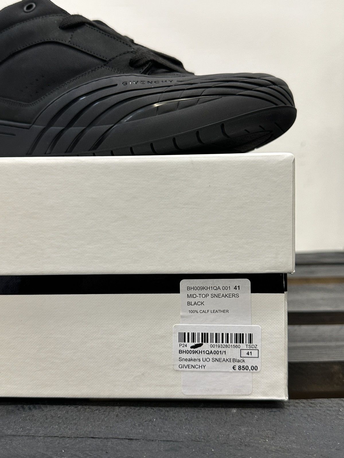 Givenchy Mid Top Sneakers. Sz 41 Size US 8 / EU 41 - 11 Thumbnail