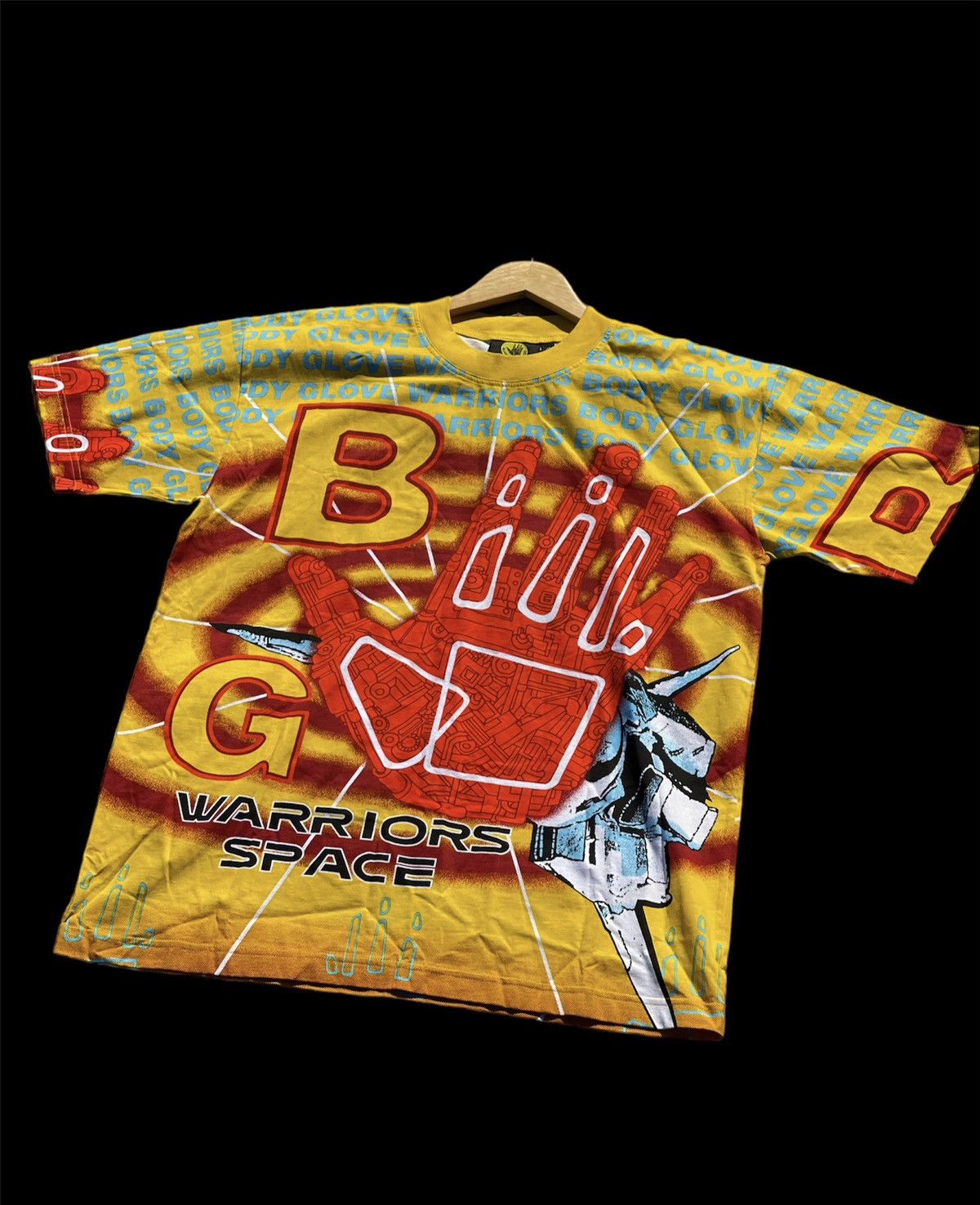 Body Glove Body Glow Vintage Yellow Graphic Overprint warriors t-shirt Size US M / EU 48-50 / 2 - 1 Thumbnail