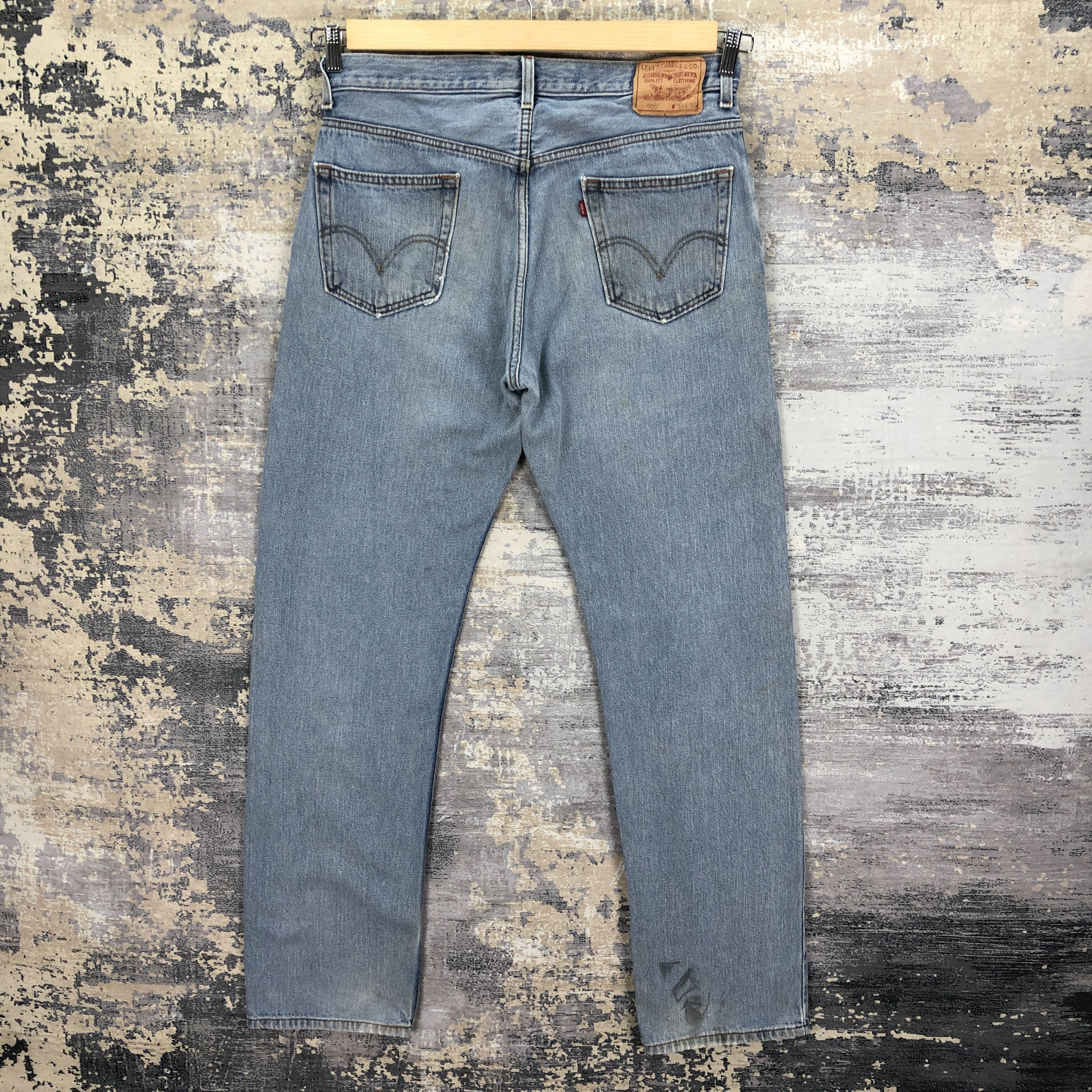 Levi's Vintage Levis 505 Jeans Dirty Levi's Faded Light Wash Denim Size US 32 / EU 48 - 2 Thumbnail