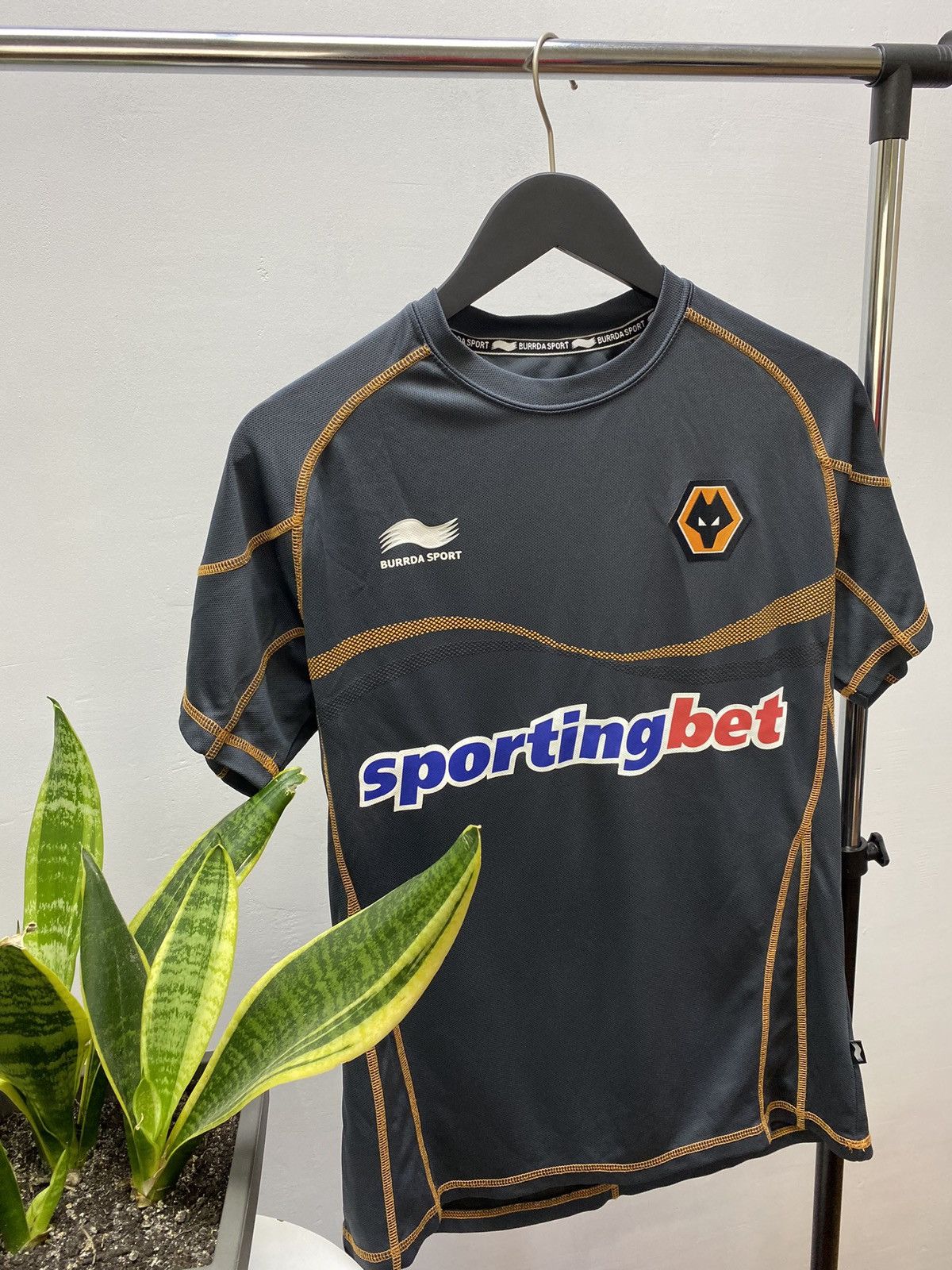 Vintage Wolverhampton 2011/12 Burrda Soccer Jersey Football Training Size US M / EU 48-50 / 2 - 3 Thumbnail