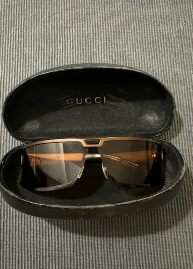 Gucci × Tom Ford × Vintage GUCCI Sunglasses Shield Rimless 90s Wrap GG1725 RI825 Size ONE SIZE - 1 Thumbnail