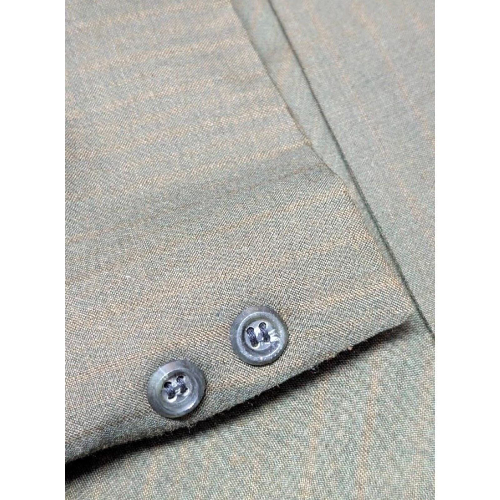 Vintage VINTAGE Hammonton Park 1960s USA SHARKSKIN green 40L blazer Jacket Blazer Men Wool Silk single-breasted peak two-button long Size 40R - 4 Thumbnail