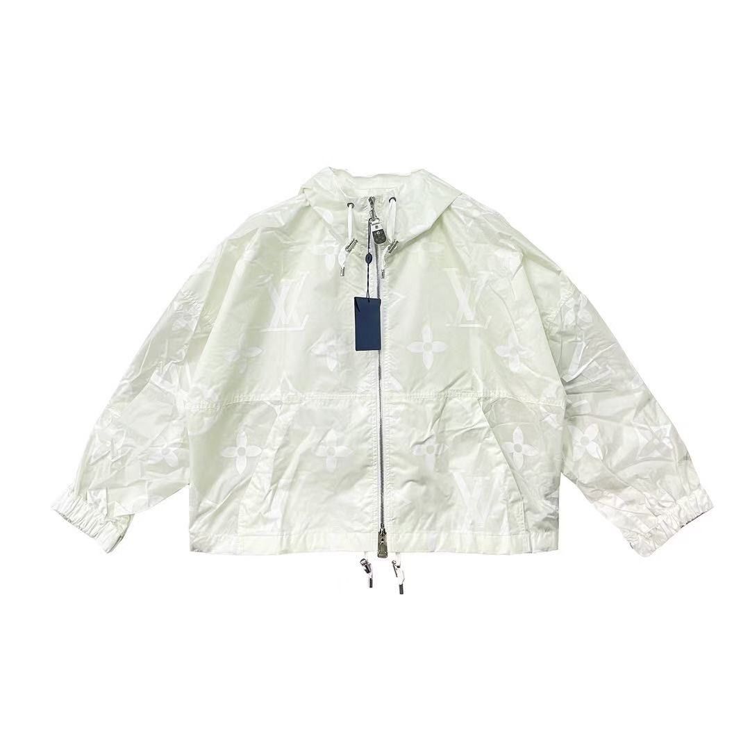 Louis Vuitton Louis Vuitton Full Logo Zippered Assault Jacket Size US S / EU 44-46 / 1 - 1 Thumbnail