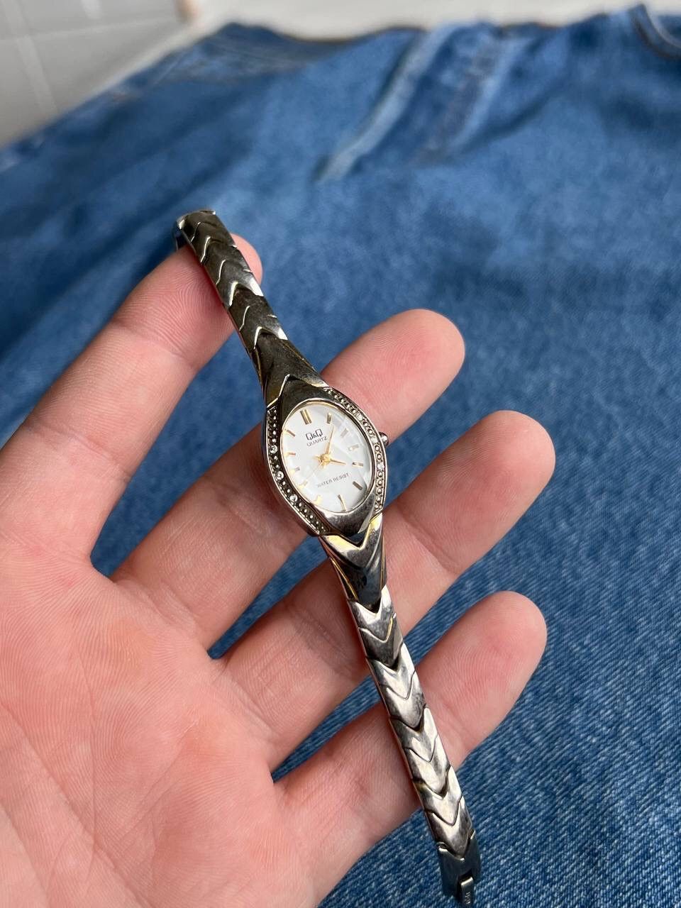 Japanese Brand × Vintage Vintage Japanese style futuristic Watch QQ 90s Japan Size ONE SIZE - 2 Thumbnail