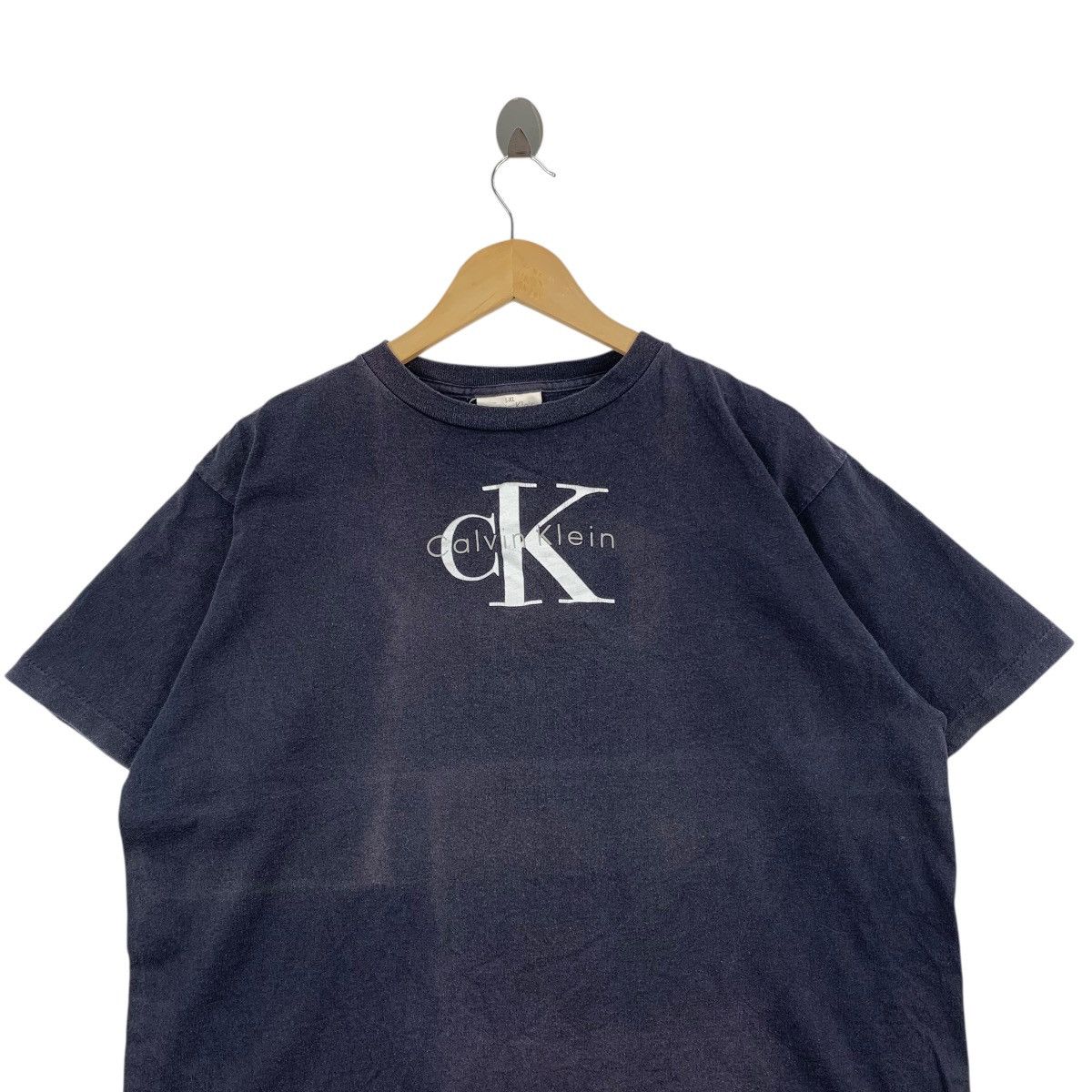 Calvin Klein Vintage 90s CALVIN KLEIN USA Ck Centre Logo Tshirt Size US XL / EU 56 / 4 - 2 Thumbnail