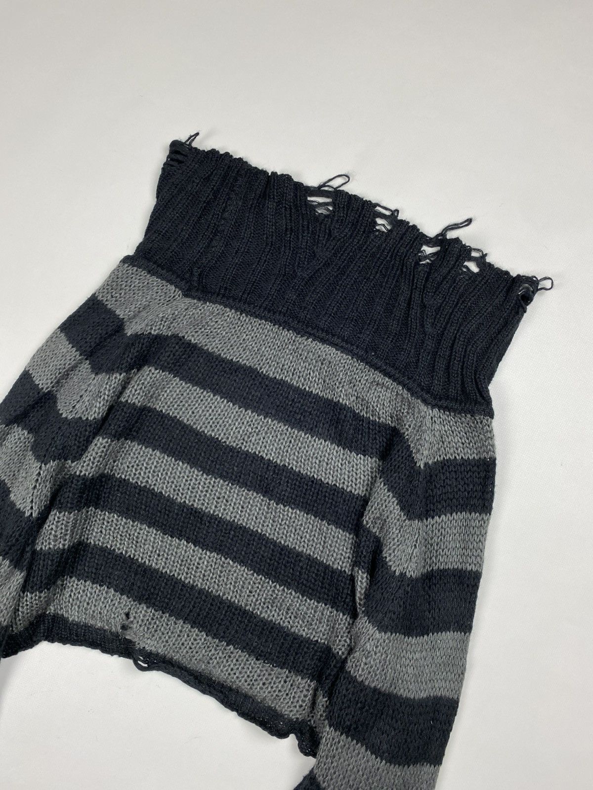 Killstar Killstar Ladies Y2K Distressed High Neck Sweater Pullover Size 4XL / US 24-26 - 17 Thumbnail