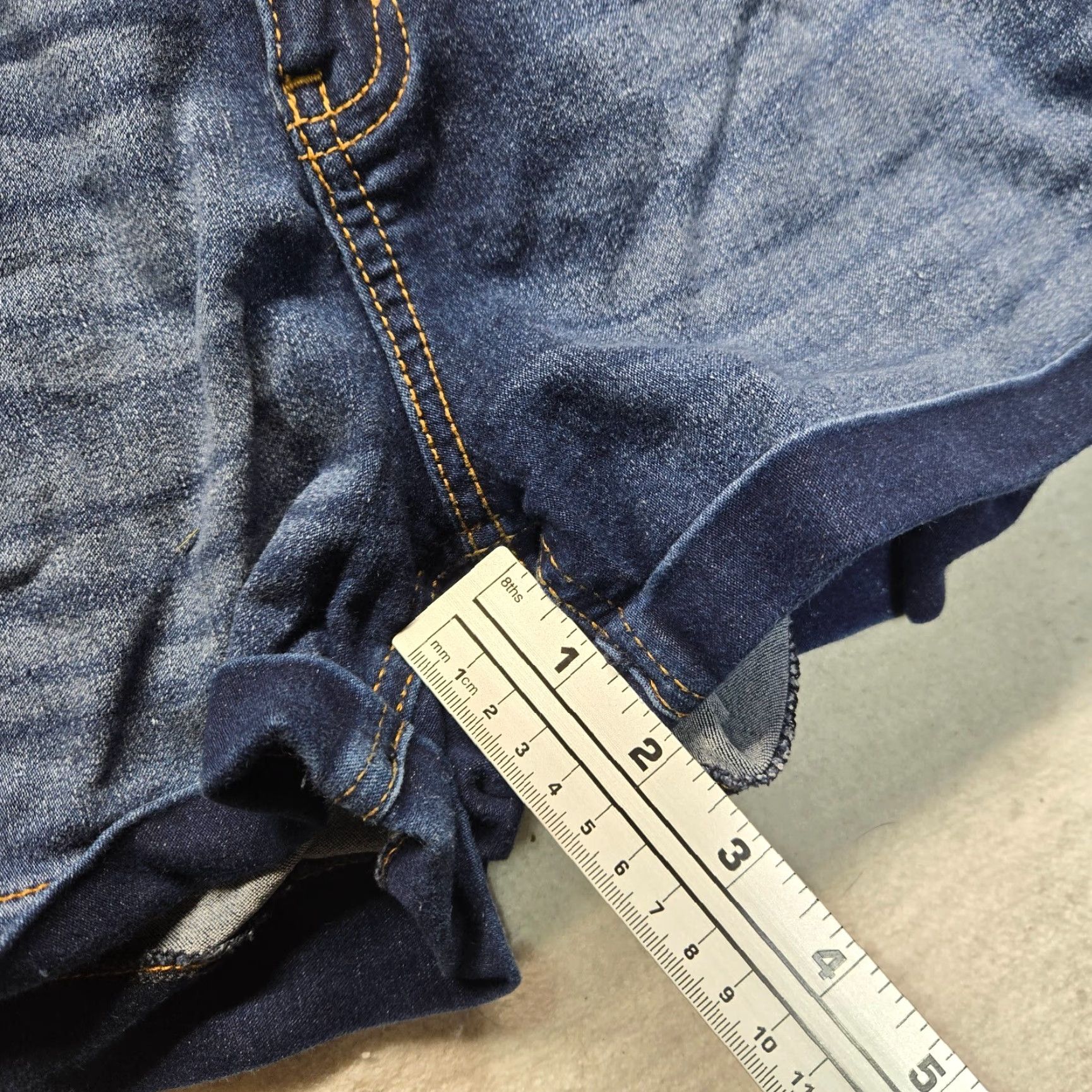 Vintage NOBO Blue Jean High Rise Button Fly Cutoff Denim Shorts Adult Women Size 5 Blues Modern Pockets Cotton Elastane Button Rise High Style Cut-Off Womens Size 27" / US 4 / IT 40 - 7 Thumbnail