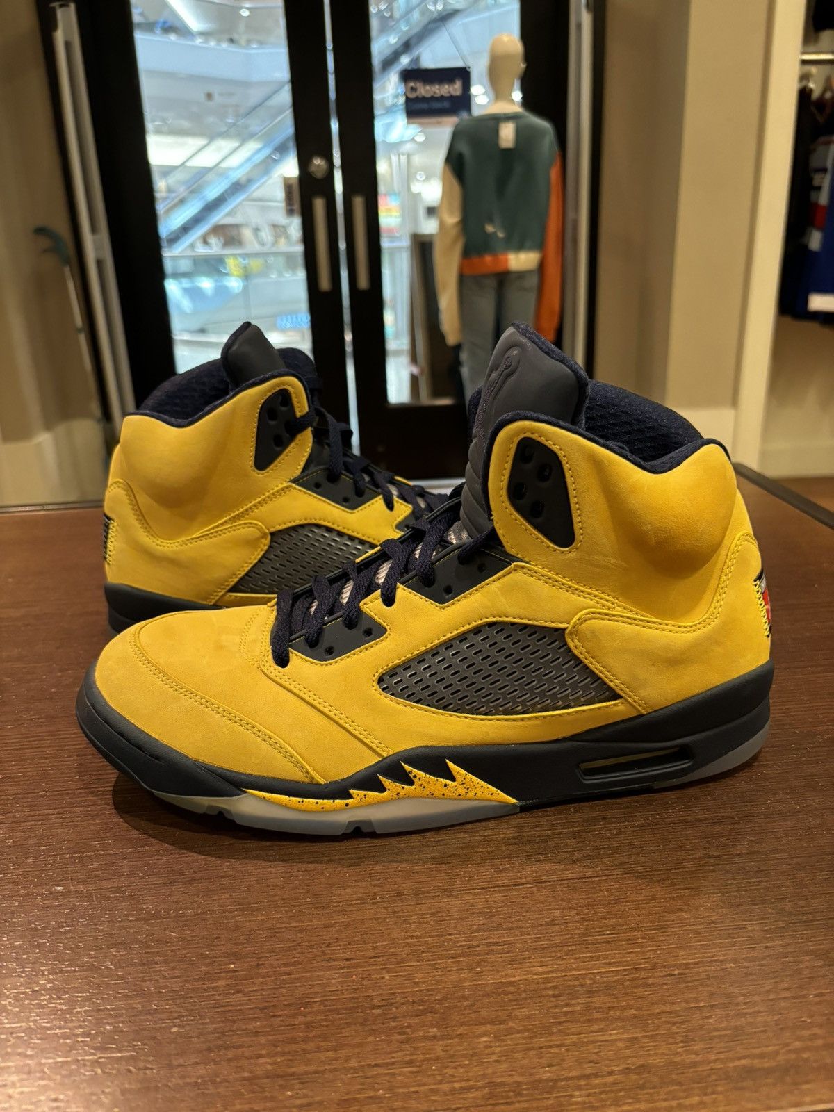 Jordan Brand Jordan 5 Retro 