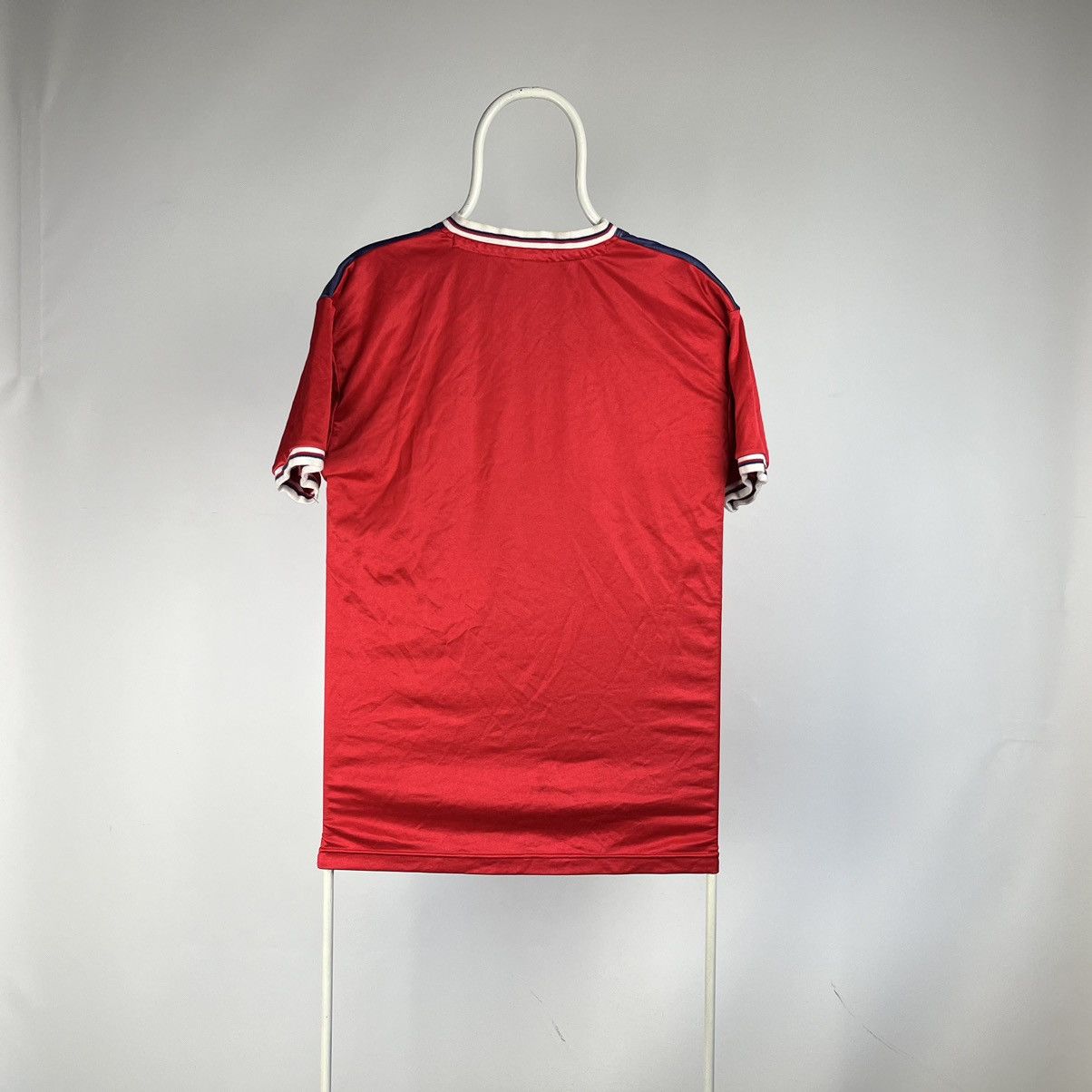 Other Score Draw England jersey size Medium Size US M / EU 48-50 / 2 - 2 Thumbnail