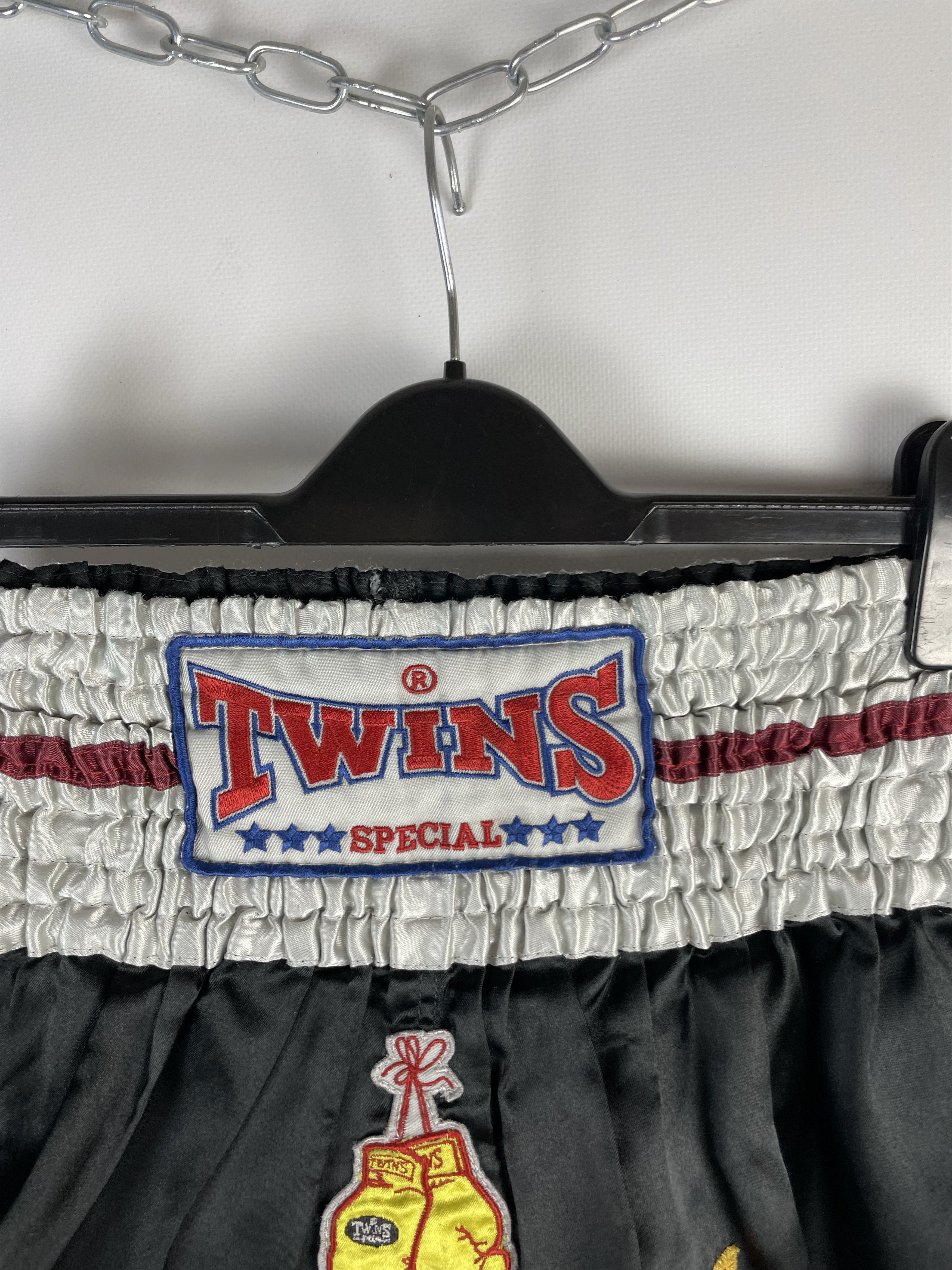 Twins Muay Thai Boxing Vintage Shorts Big Logo Size US 36 / EU 52 - 4 Thumbnail