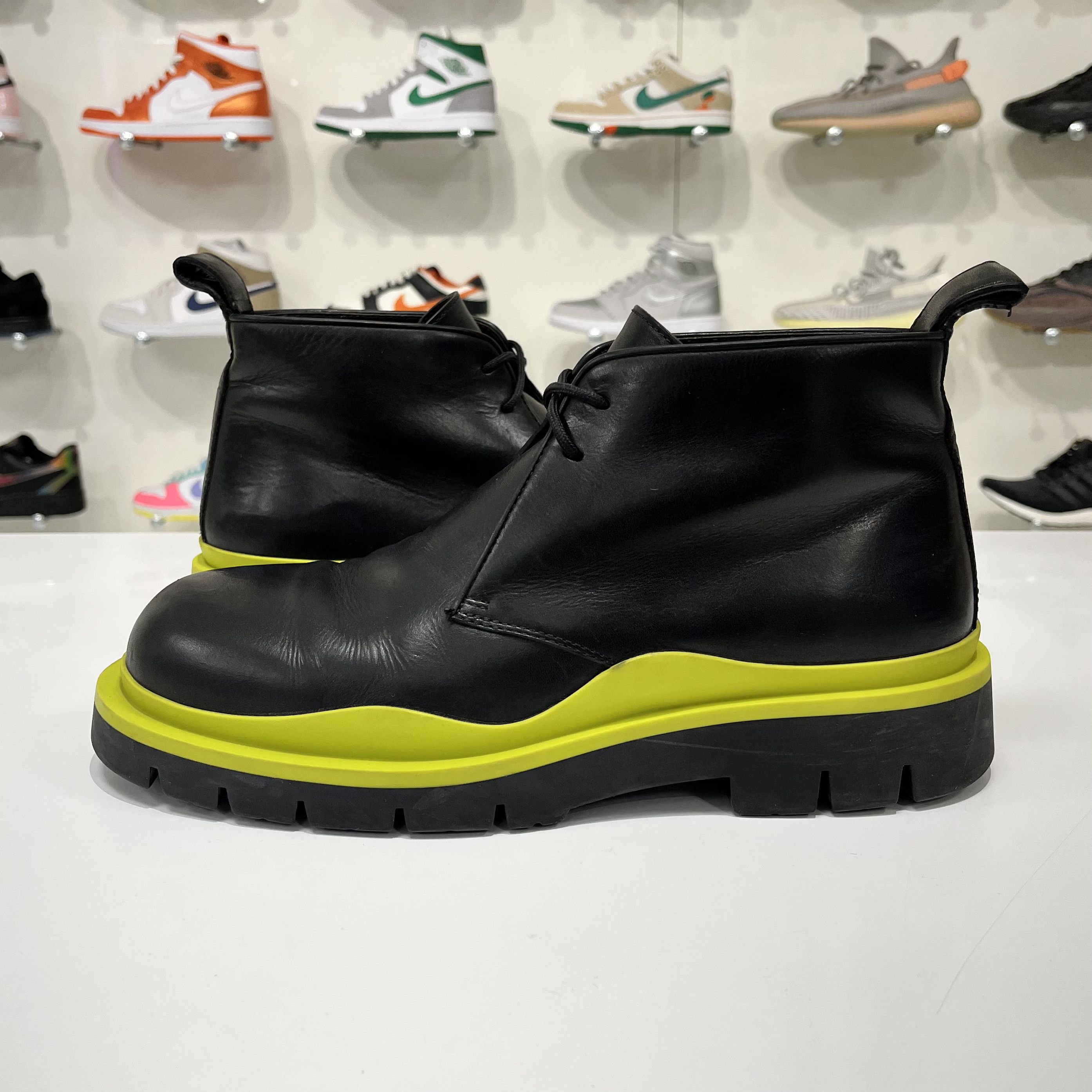 Bottega Veneta Bottega Veneta Tire Leather Boots Black/Green Size US 9.5 / EU 42-43 - 1 Thumbnail