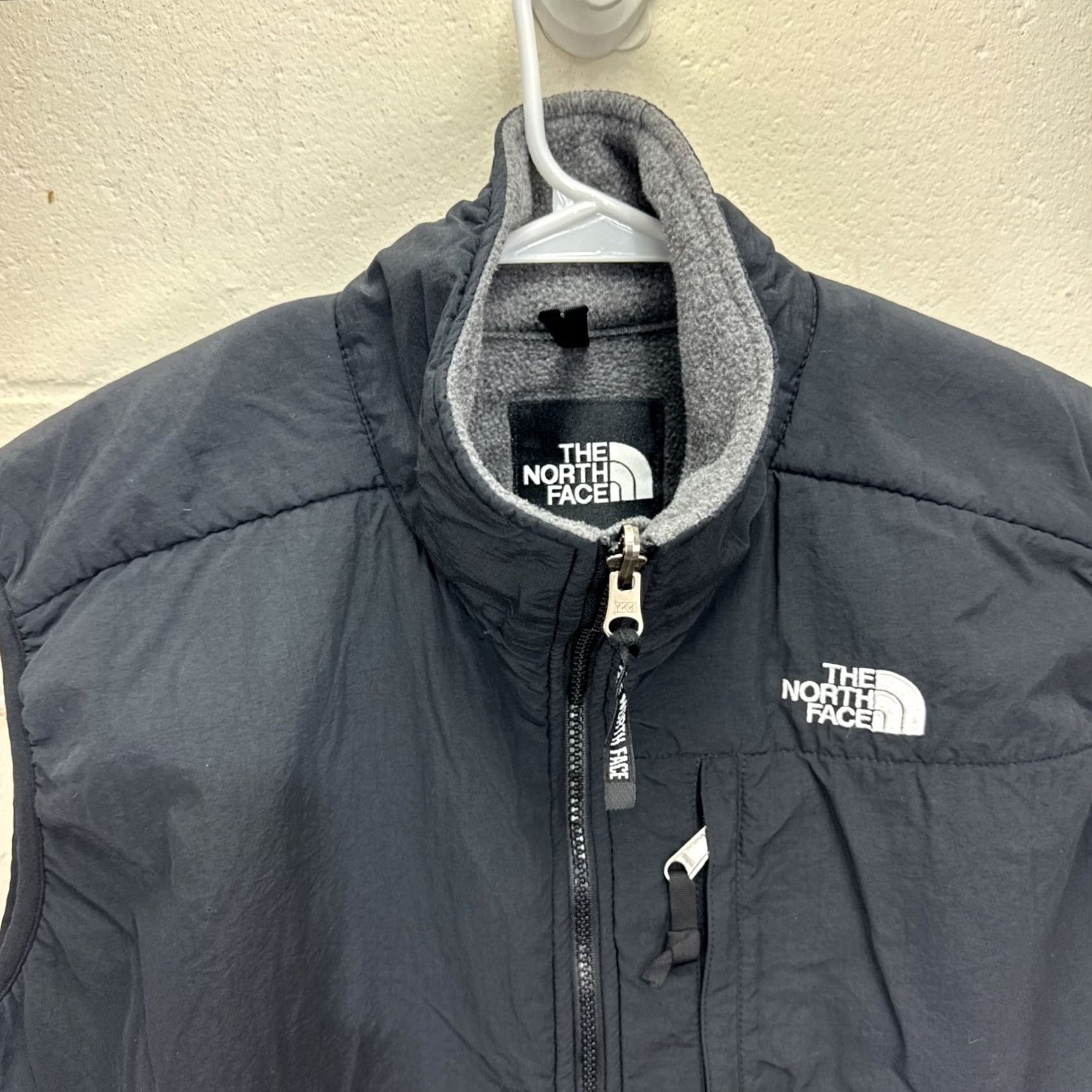 The North Face VINTAGE The North Face Womens Denali Vest Full Zip Fleece Black Gray Large USA Size L / US 10 / IT 46 - 3 Thumbnail