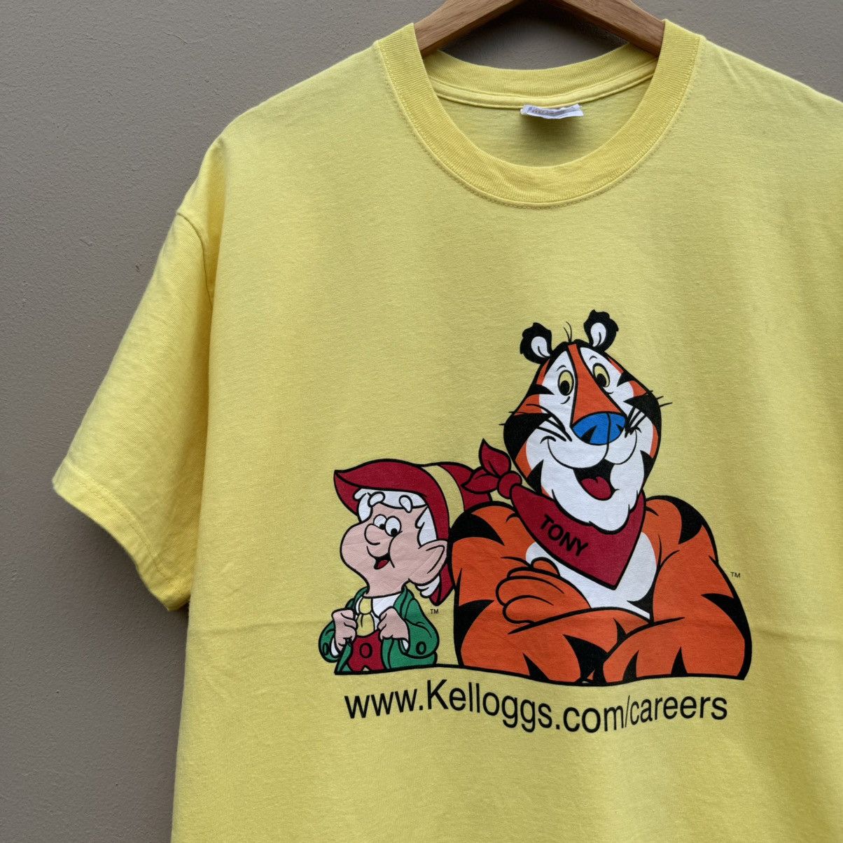 Vintage Vintage tony kelloggs 90s tee Size US L / EU 52-54 / 3 - 2 Thumbnail