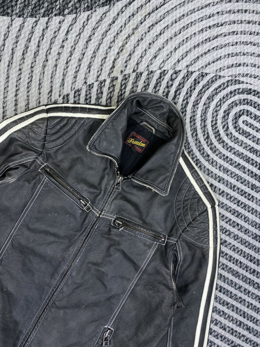 Leather 🔥Vintage Freedom White Stripe Bikers Leather Jacket Size US M / EU 48-50 / 2 - 8 Thumbnail
