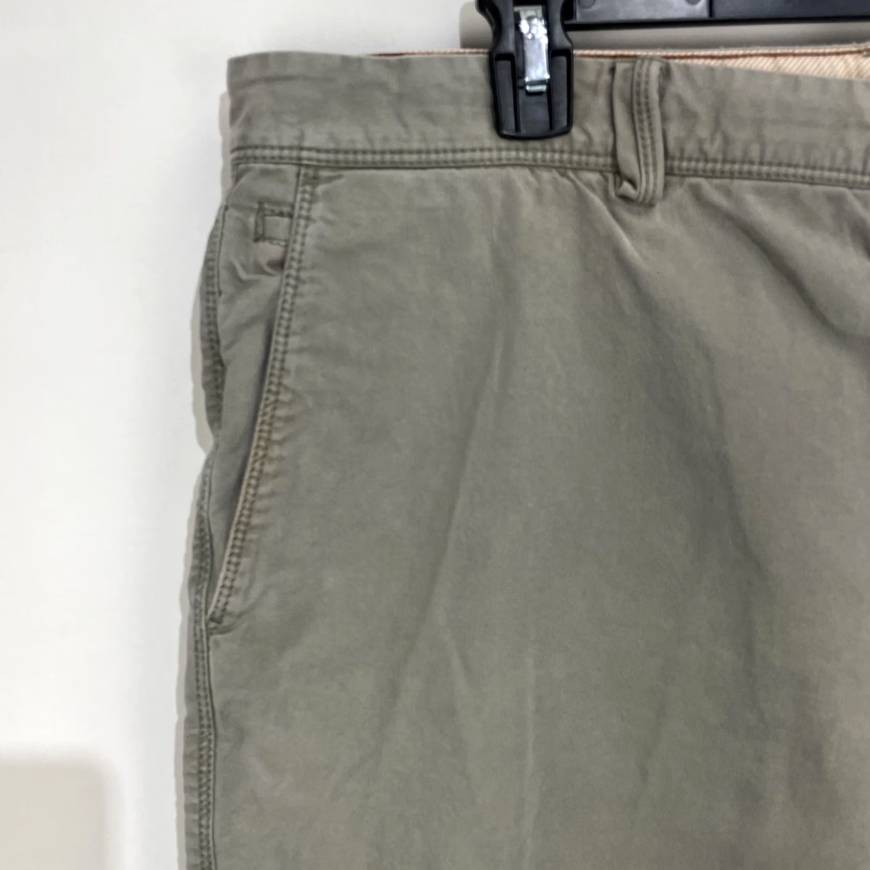 Tommy Bahama Tommy Bahama Shorts Mens 38 Grey Green Cotton Regular Fit Chino Relax Stretch Size US 38 / EU 54 - 2 Thumbnail