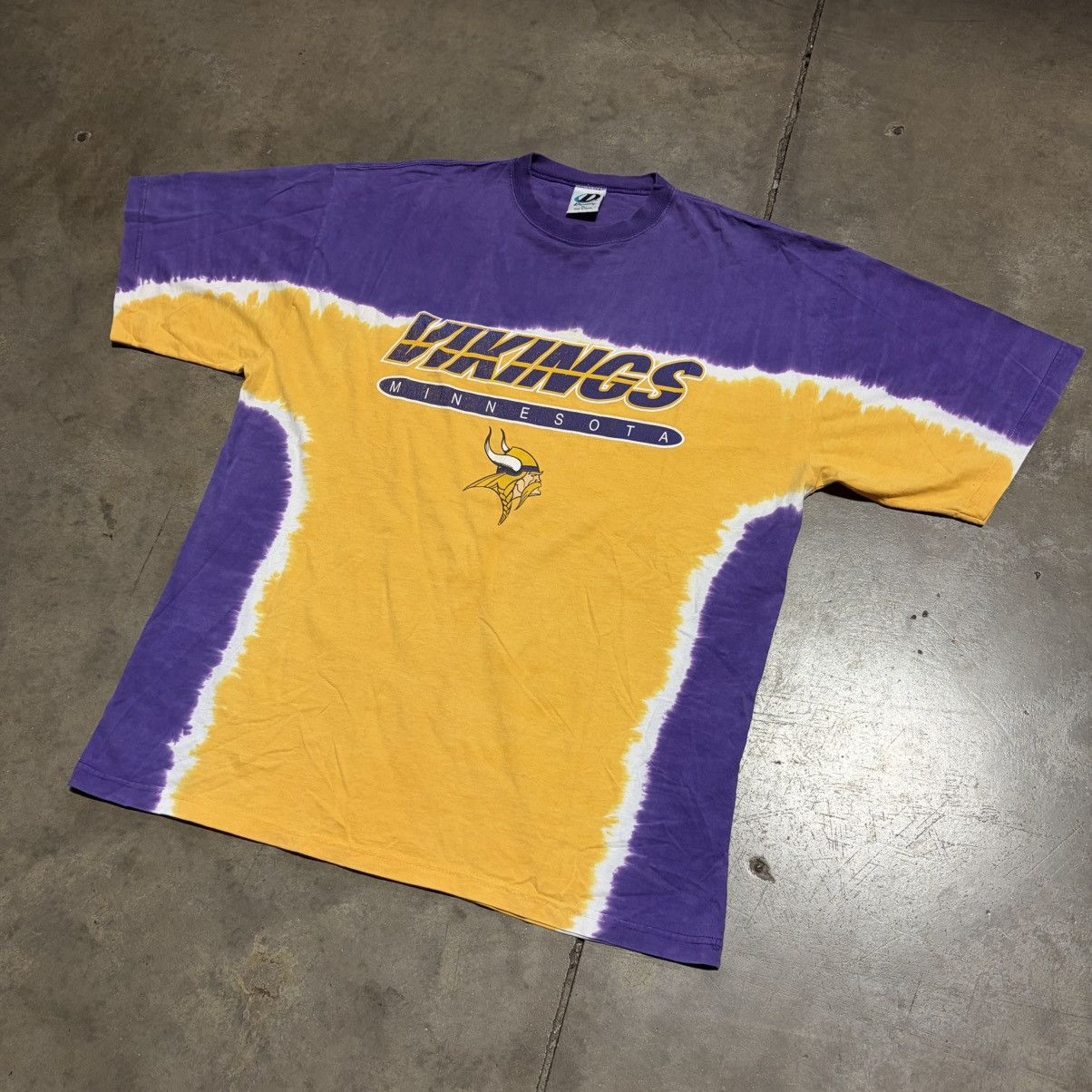 NFL Vintage Minnesota Vikings Tie Dye T shirt NFL Football Y2K Size US XL / EU 56 / 4 - 2 Thumbnail
