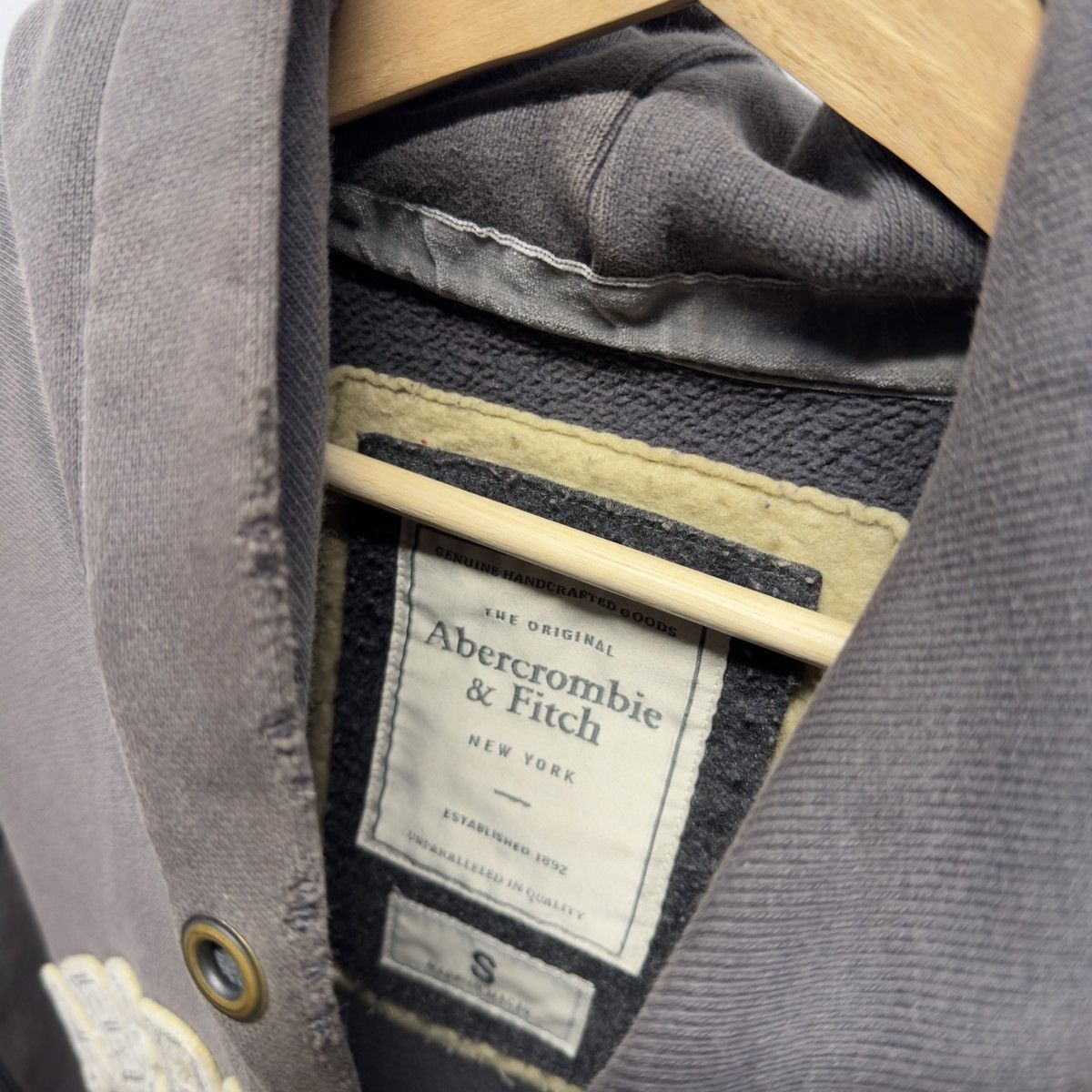 Vintage Abercrombie & Fitch Faded Distressed Hoodie ERD Grunge Faded Size US S / EU 44-46 / 1 - 7 Thumbnail