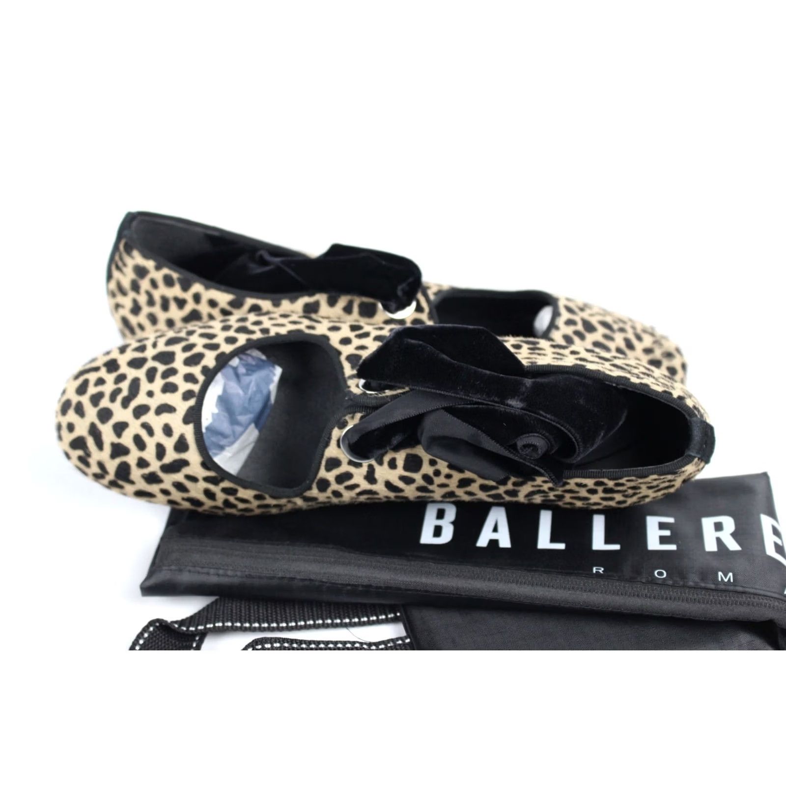 Vintage Ballerette Women's Ottavia Round Toe Moccasins Velvet Bow Brogues Black 42/12 Velvet Bow Brogues Moccasins Black Women's 42/12 Size US 12 / IT 42 - 3 Thumbnail