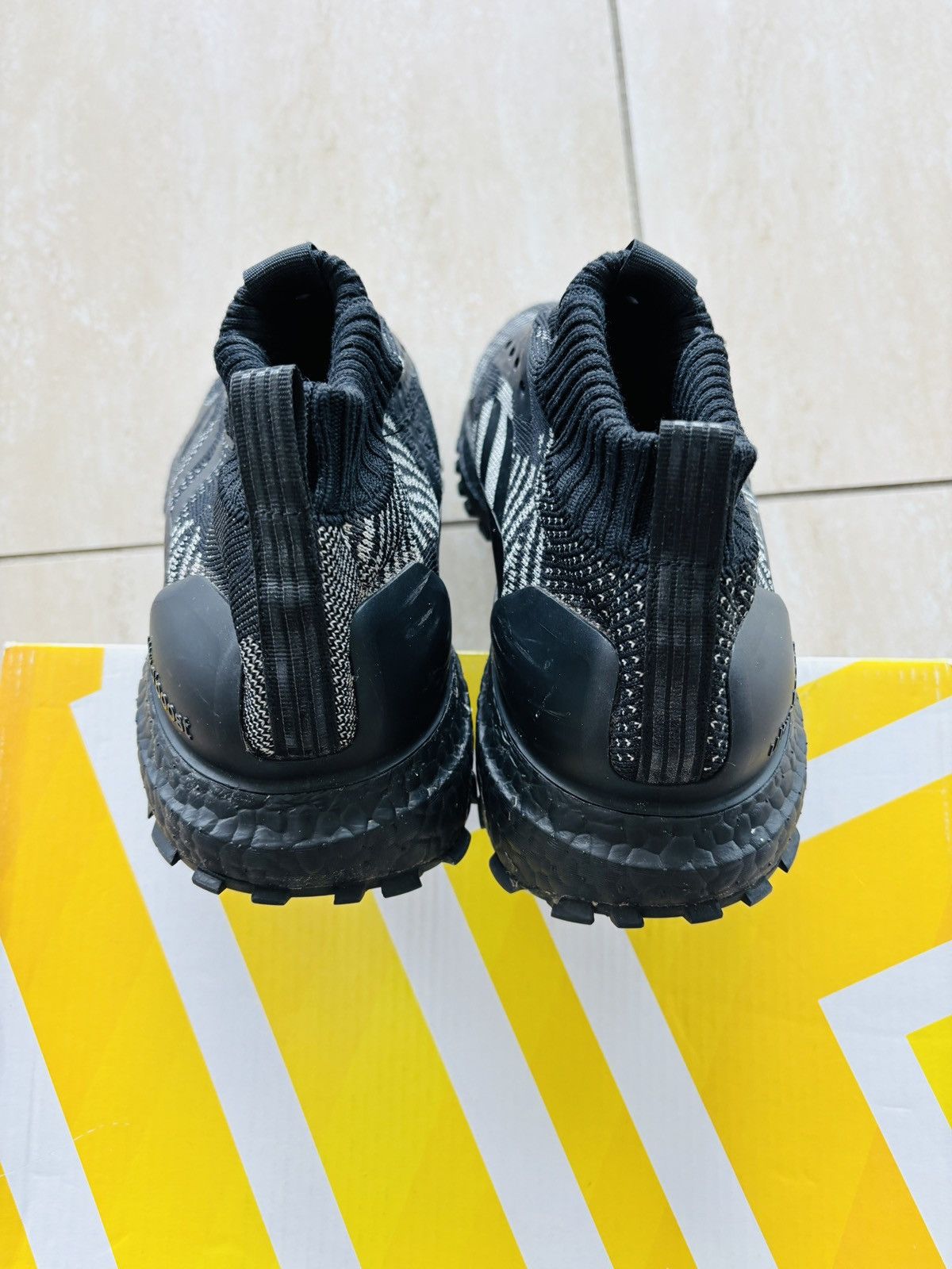 Adidas × Kith KITH Ultra boost MID TR KITH Size US 11 / EU 44 - 4 Thumbnail