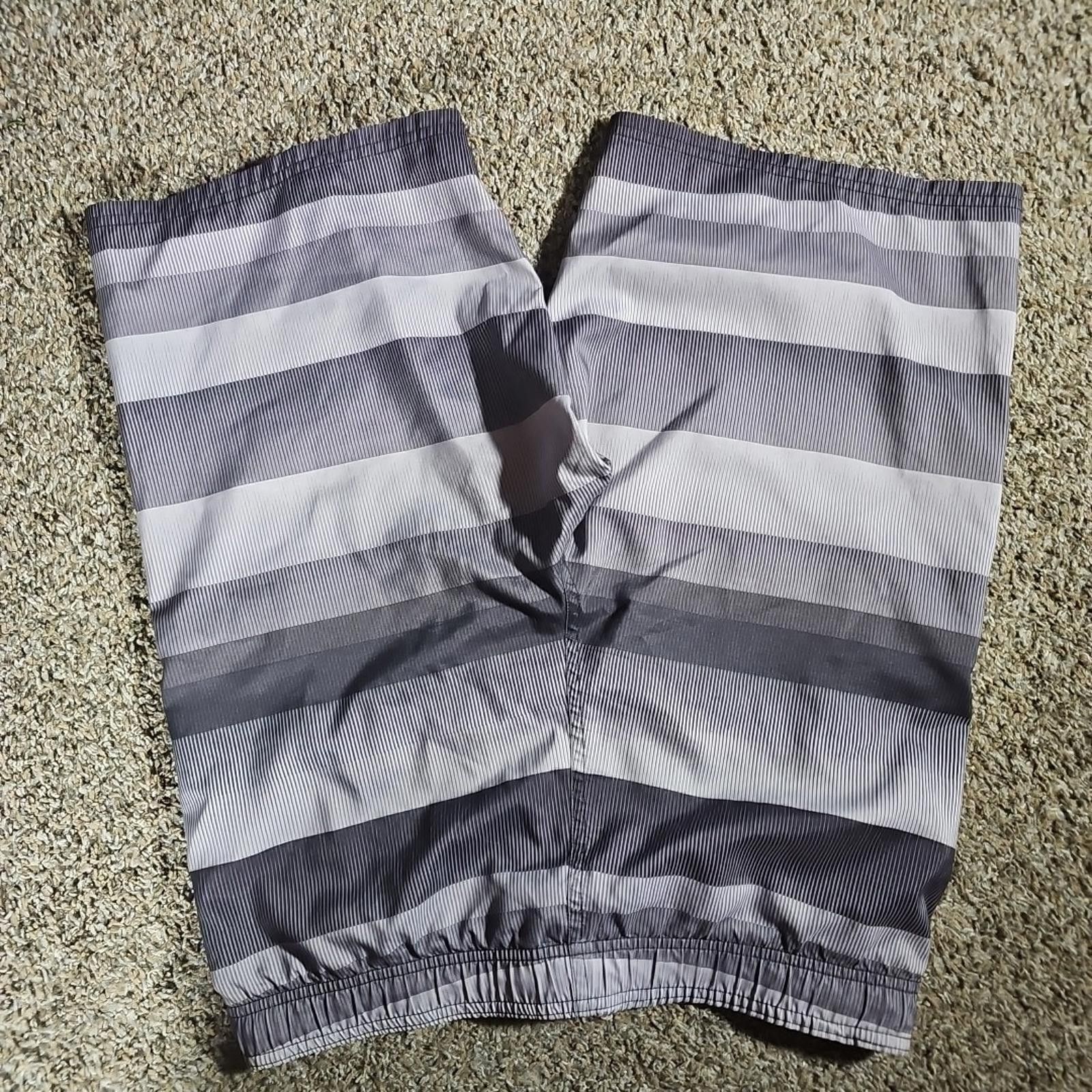 Nike Nike Hybrid Board Swim Shorts Small Gray Size US 30 / EU 46 - 6 Thumbnail