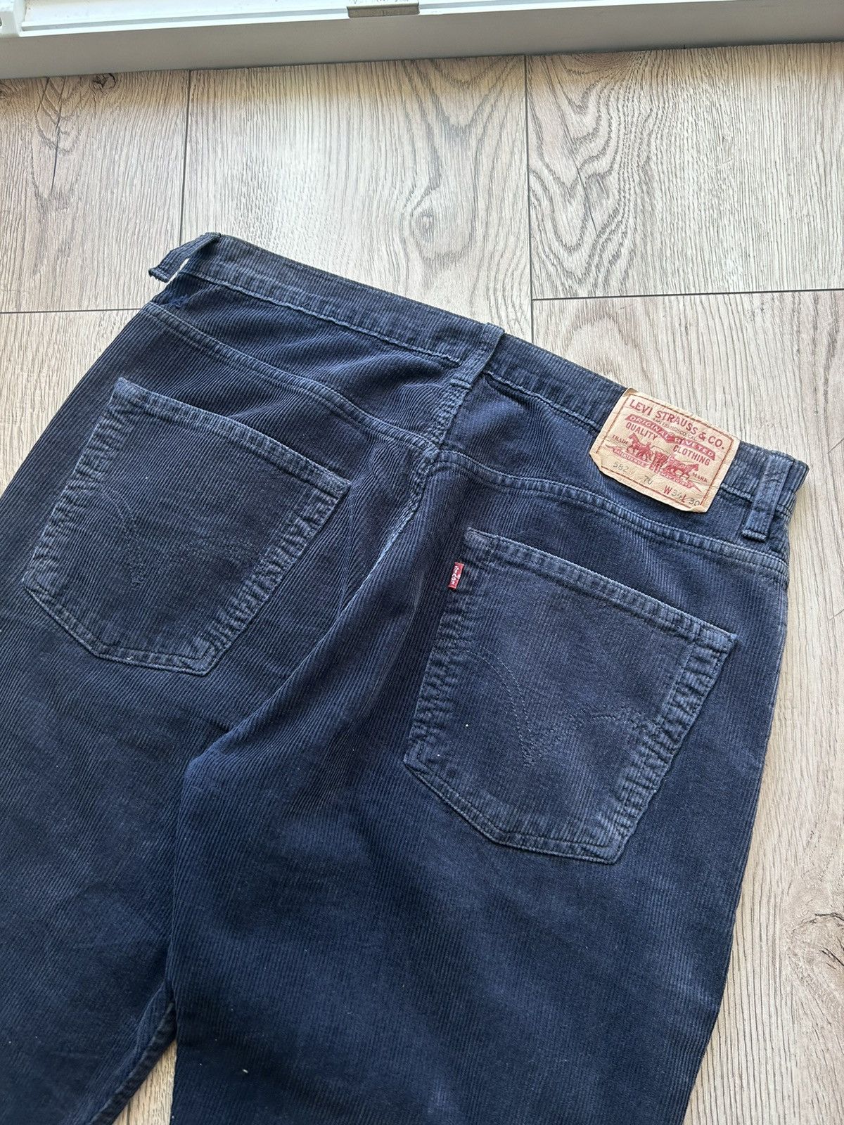 Levi's × Vintage Vintage 00’s Levi’s 512 Corduroy Jeans Size US 33 - 12 Thumbnail