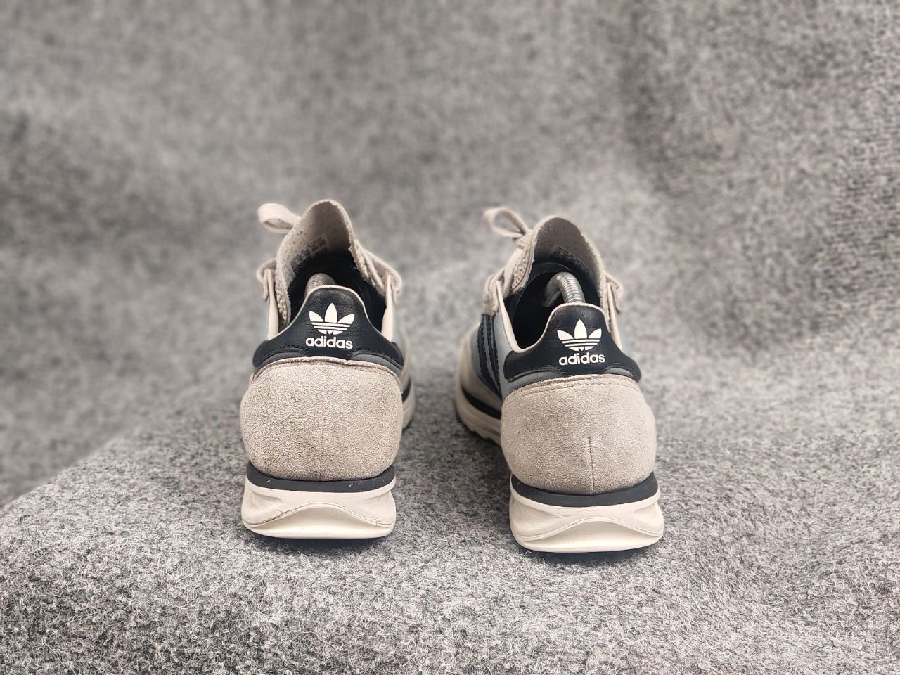 Adidas Vintage Adidas Originals SL 72 RS Core Sneakers Y2K Shoes Size US 5.5 / EU 38 - 14 Thumbnail