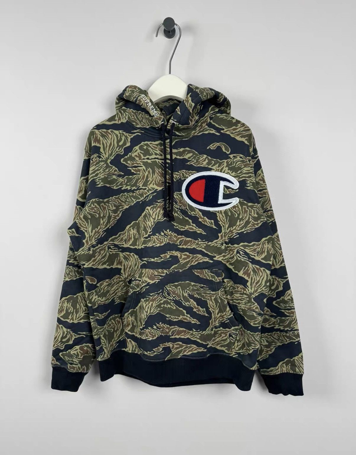 Champion × Streetwear × Supreme Supreme x champion justin bieber